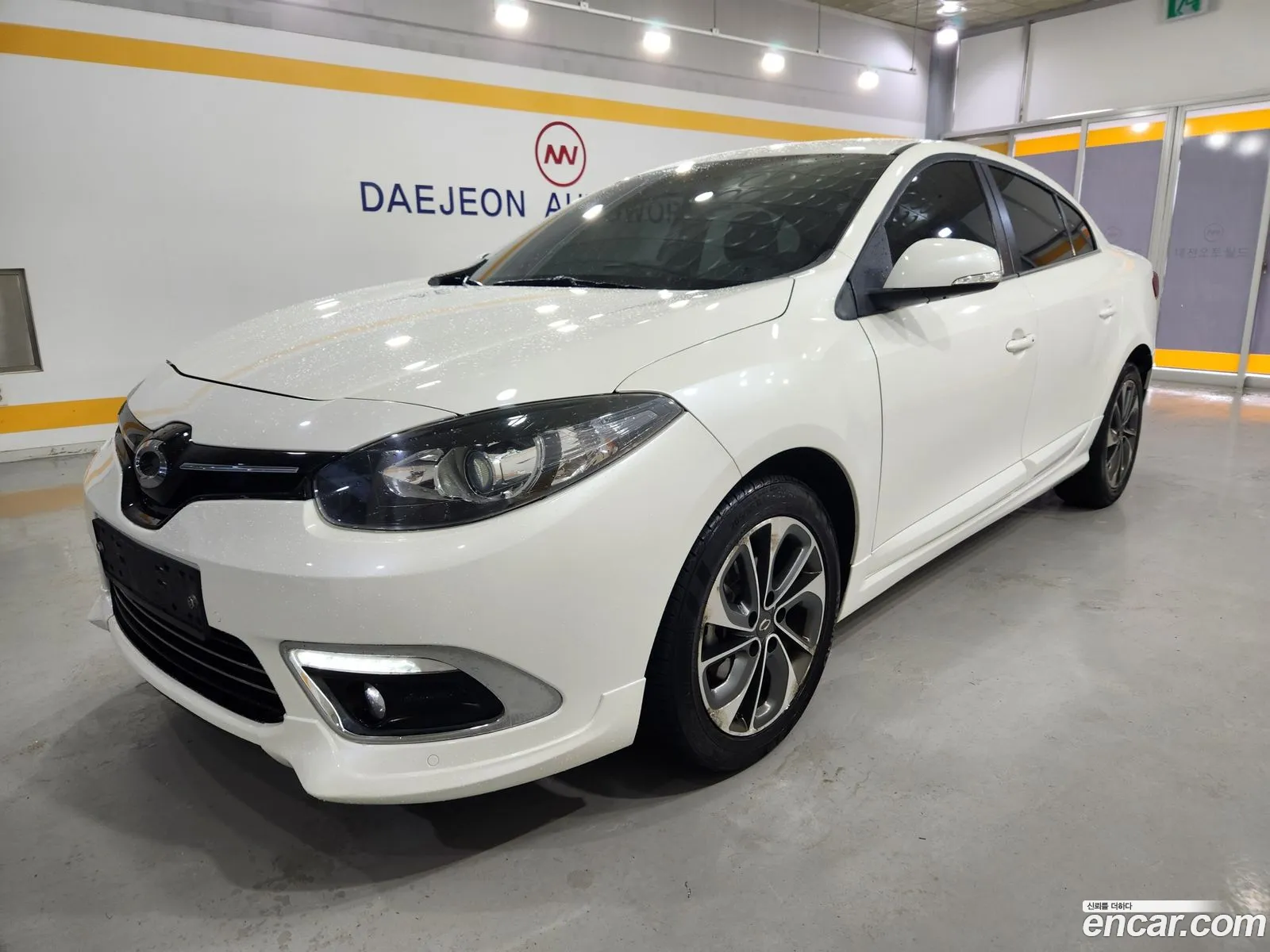 Renault Samsung Sm3 Re 2015 - фотография 1309870