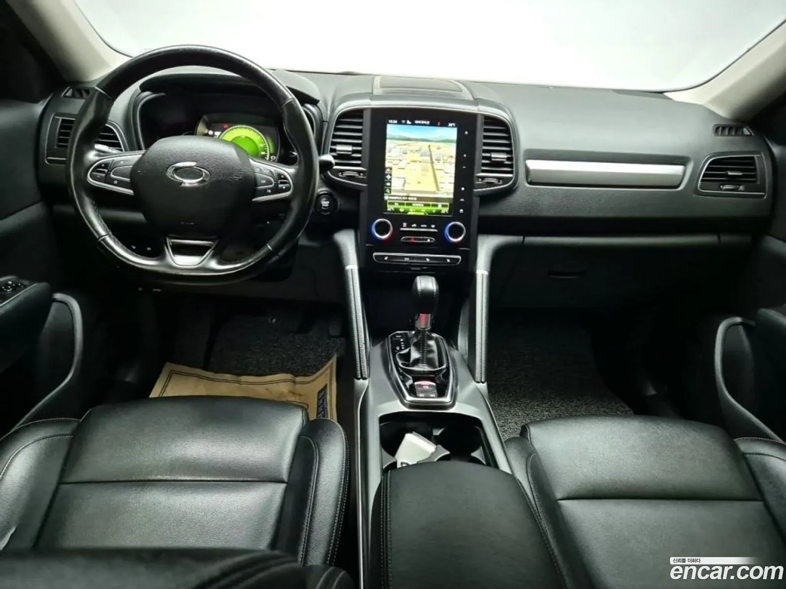 Renault Samsung Qm6 20 Lpe Le 2Wd 2020 - фотография 1309897