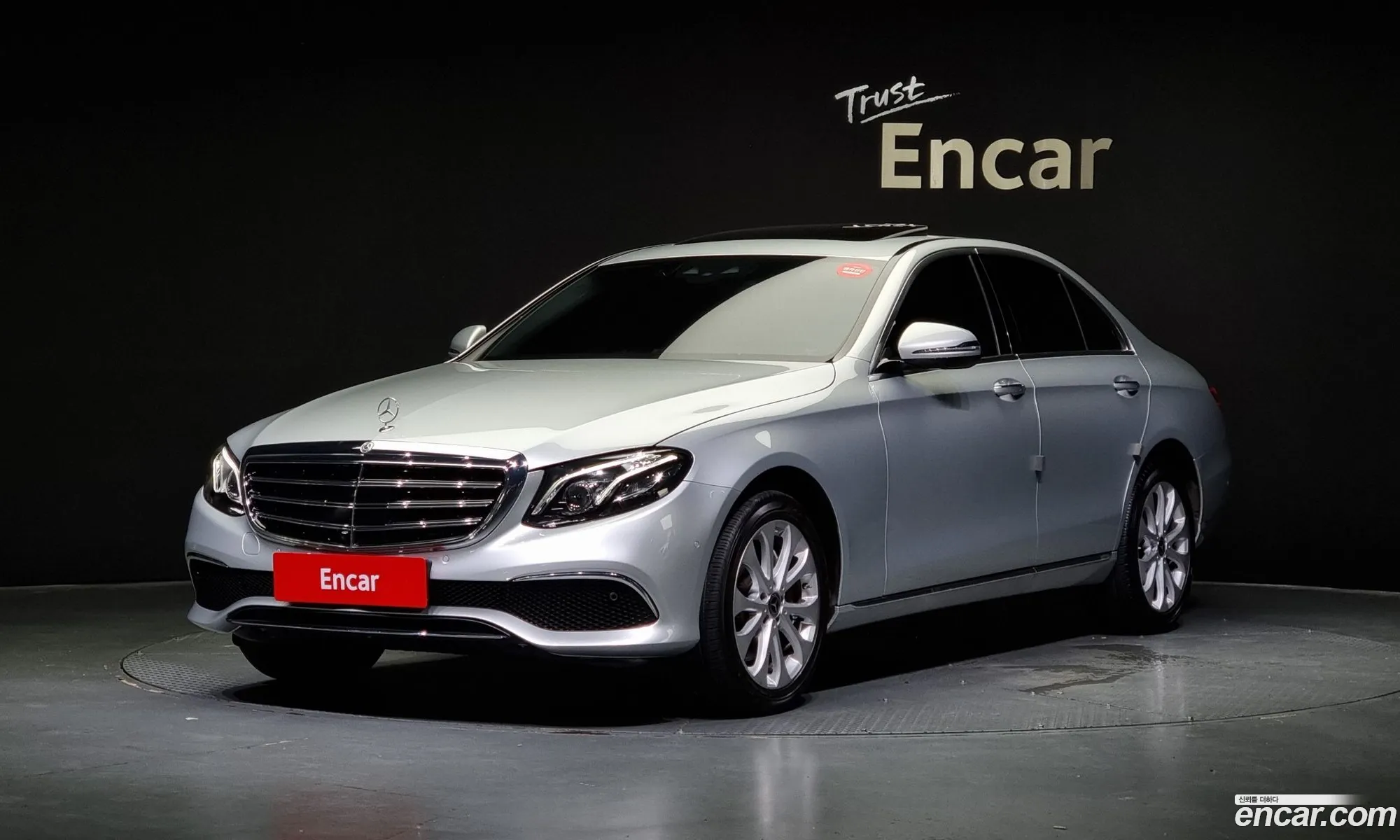 E-Class W213E300 4Matic Exclusive - фотография 18163856