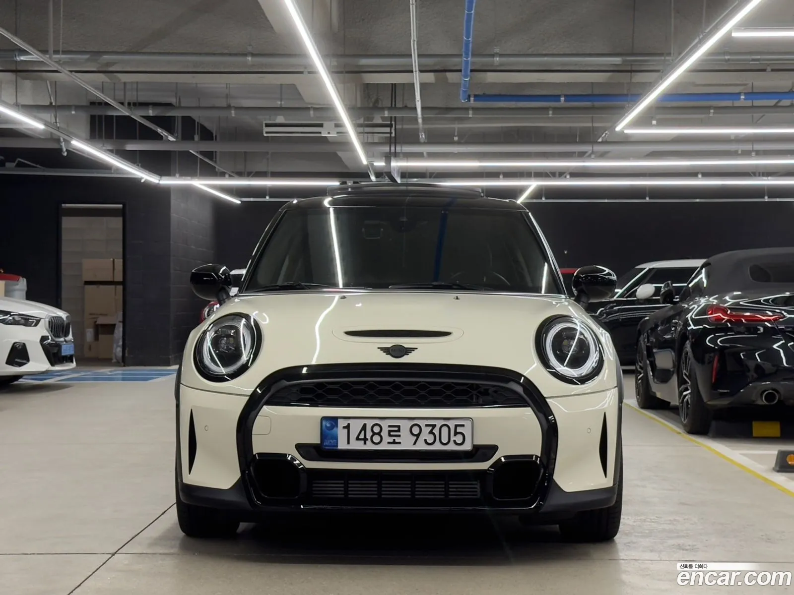 Mini Cooper 5 Door Classic 2022 - фотография 6396667