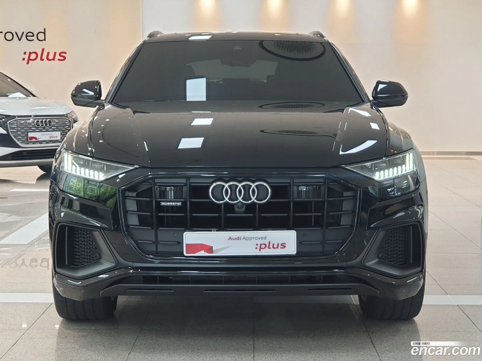 Audi Q8 I 55 Tfsi Quattro Premium 2022 - фотография 3766117