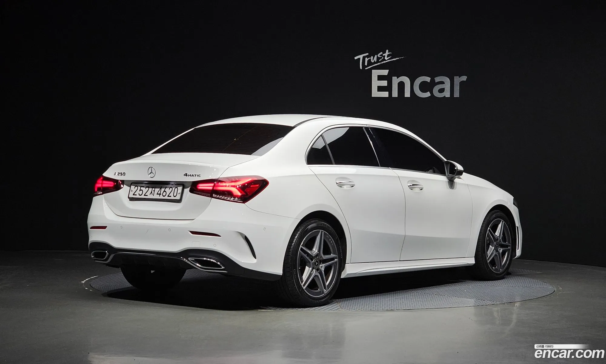Mercedes-Benz A-Klasse Iv W177 A250 4Matic Sedan 2020 - фотография 17258213