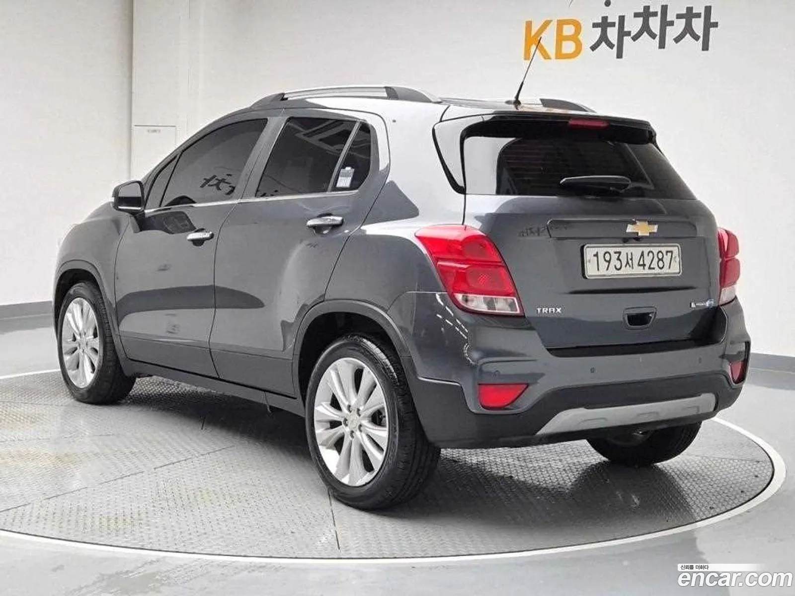 Chevrolet Trax I 16 Diesel Premier 2018 - фотография 18444883