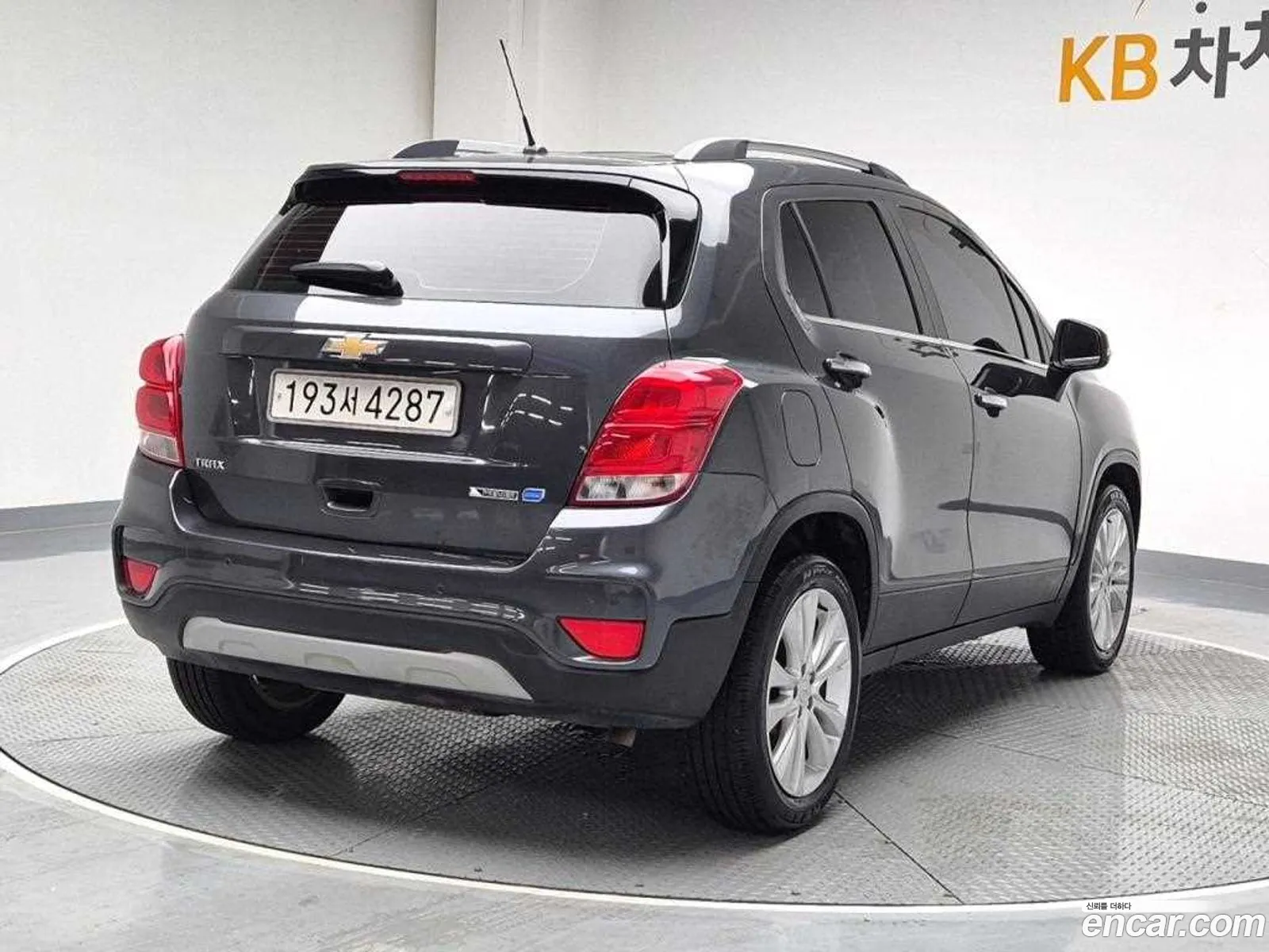 Chevrolet Trax I 16 Diesel Premier 2018 - фотография 18444884