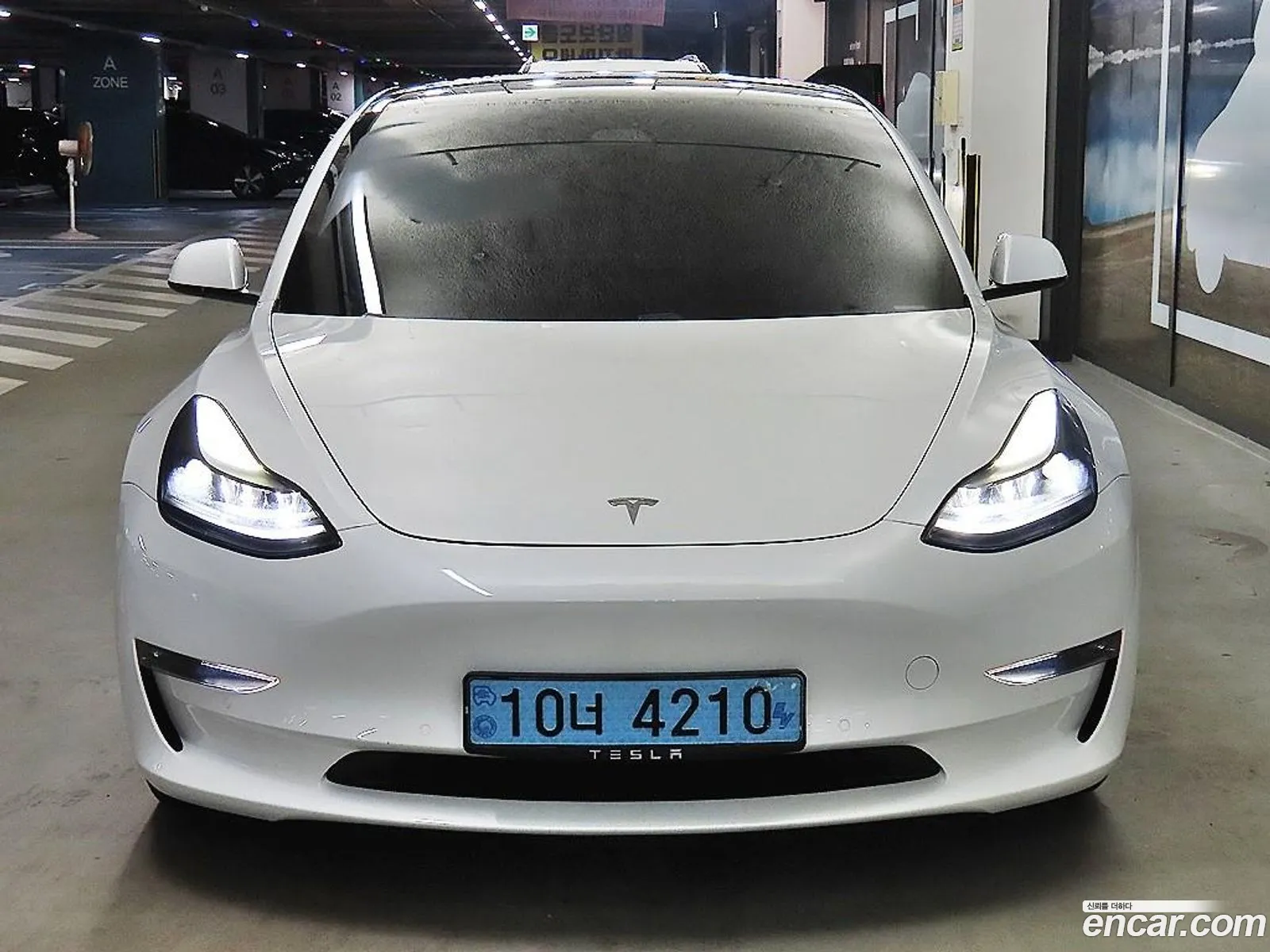 Tesla Model 3 I Long Range 2021 - фотография 15678379