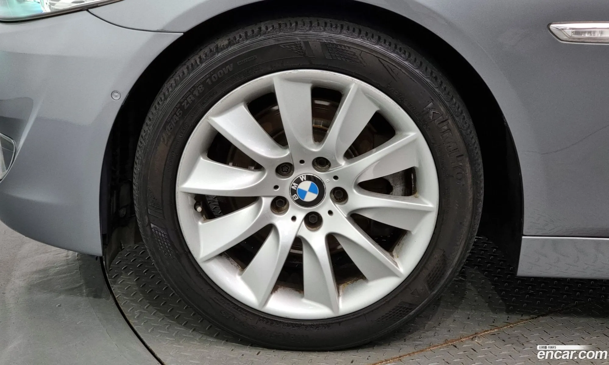 BMW 5 Series F10 528I - фотография 17320452