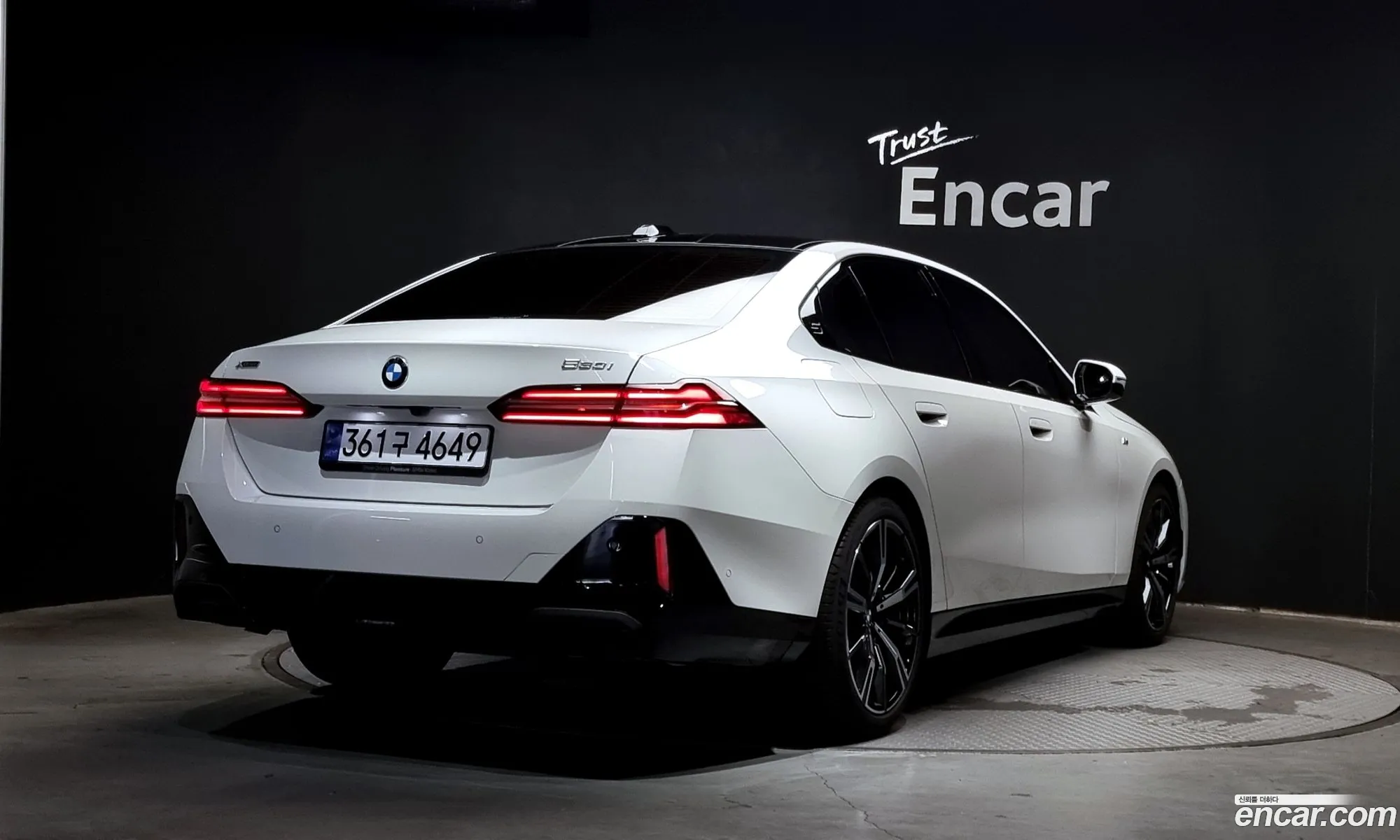 BMW 5Er 530I xDrive M Sport 2024 - фотография 2346083