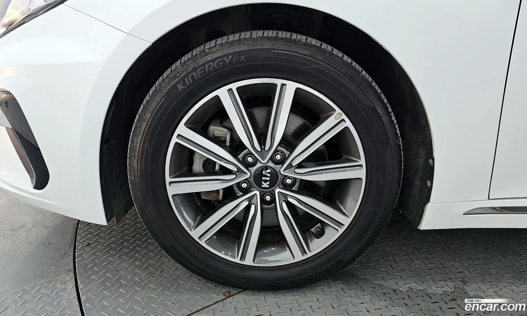 Kia K5 Ii 20 2020 - фотография 19053195