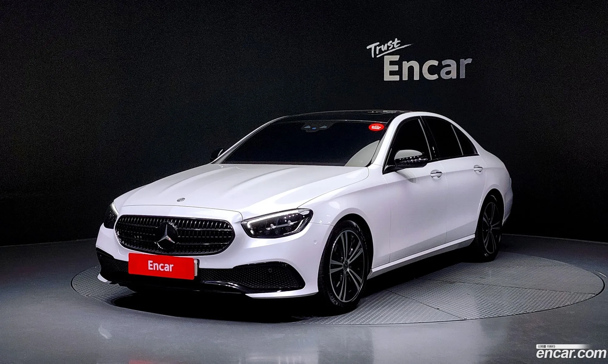 Mercedes E-Class W213 E250 Avantgarde - фотография 19124282