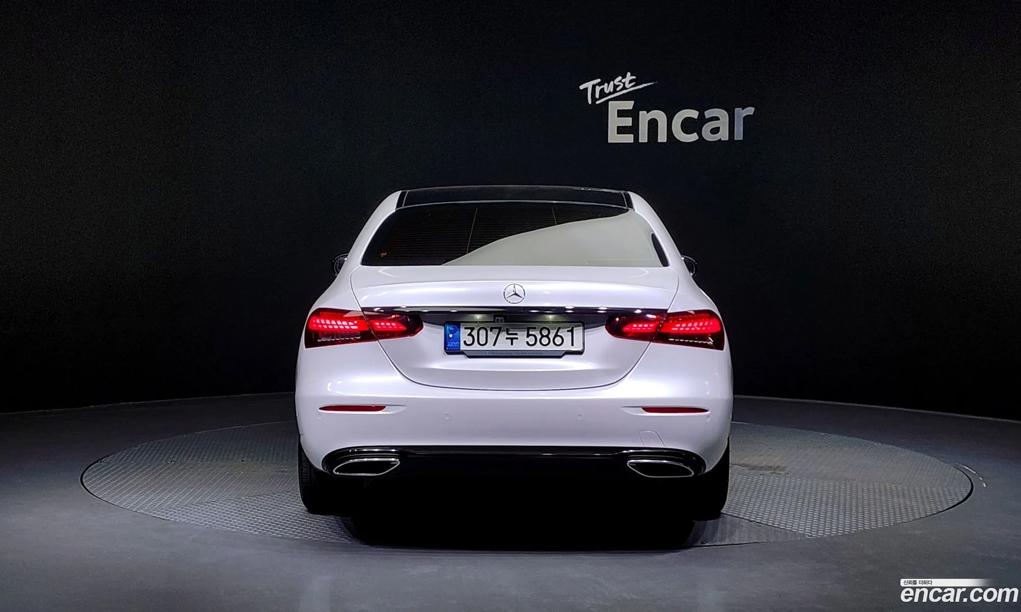 Mercedes E-Class W213 E250 Avantgarde - фотография 19124285