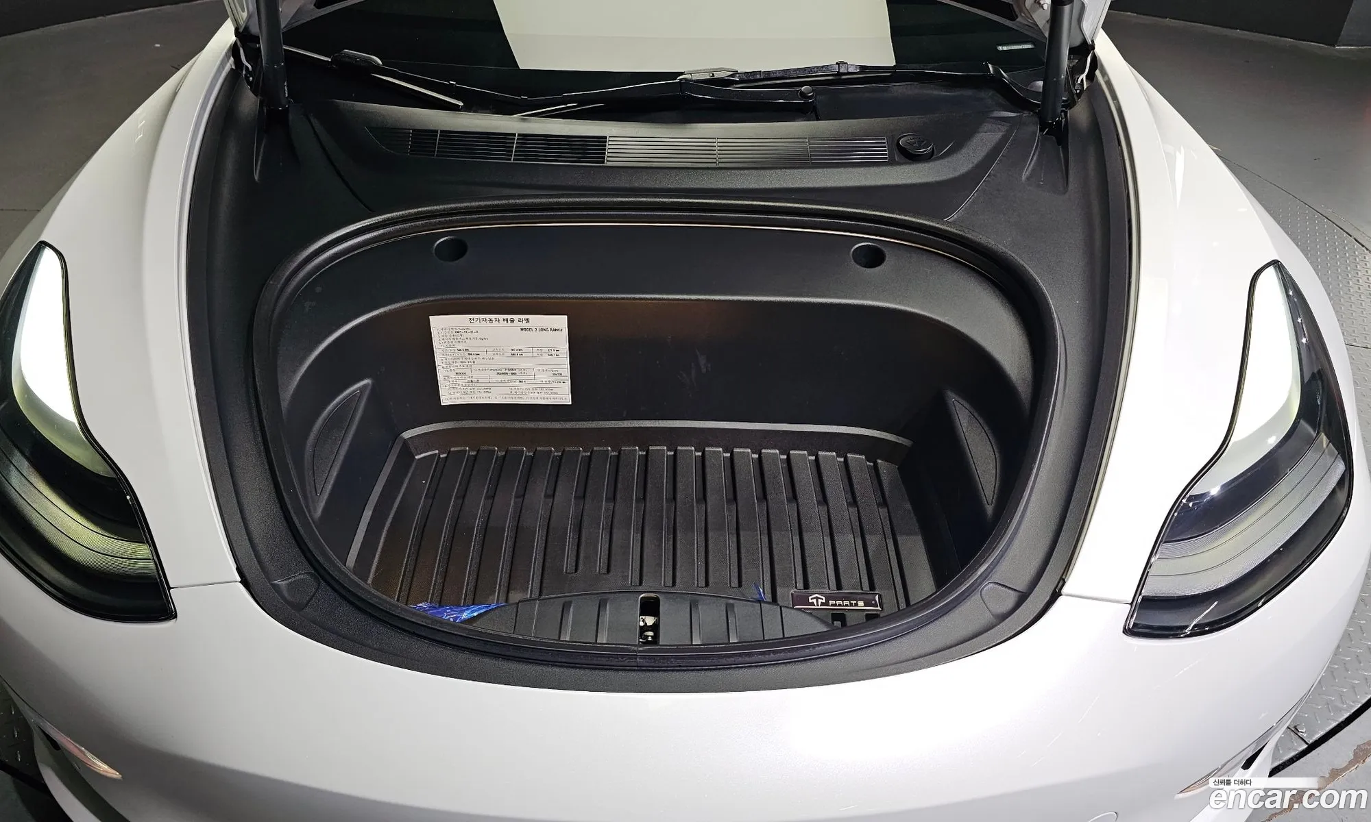 Tesla Model 3 I Long Range 2022 - фотография 3514573