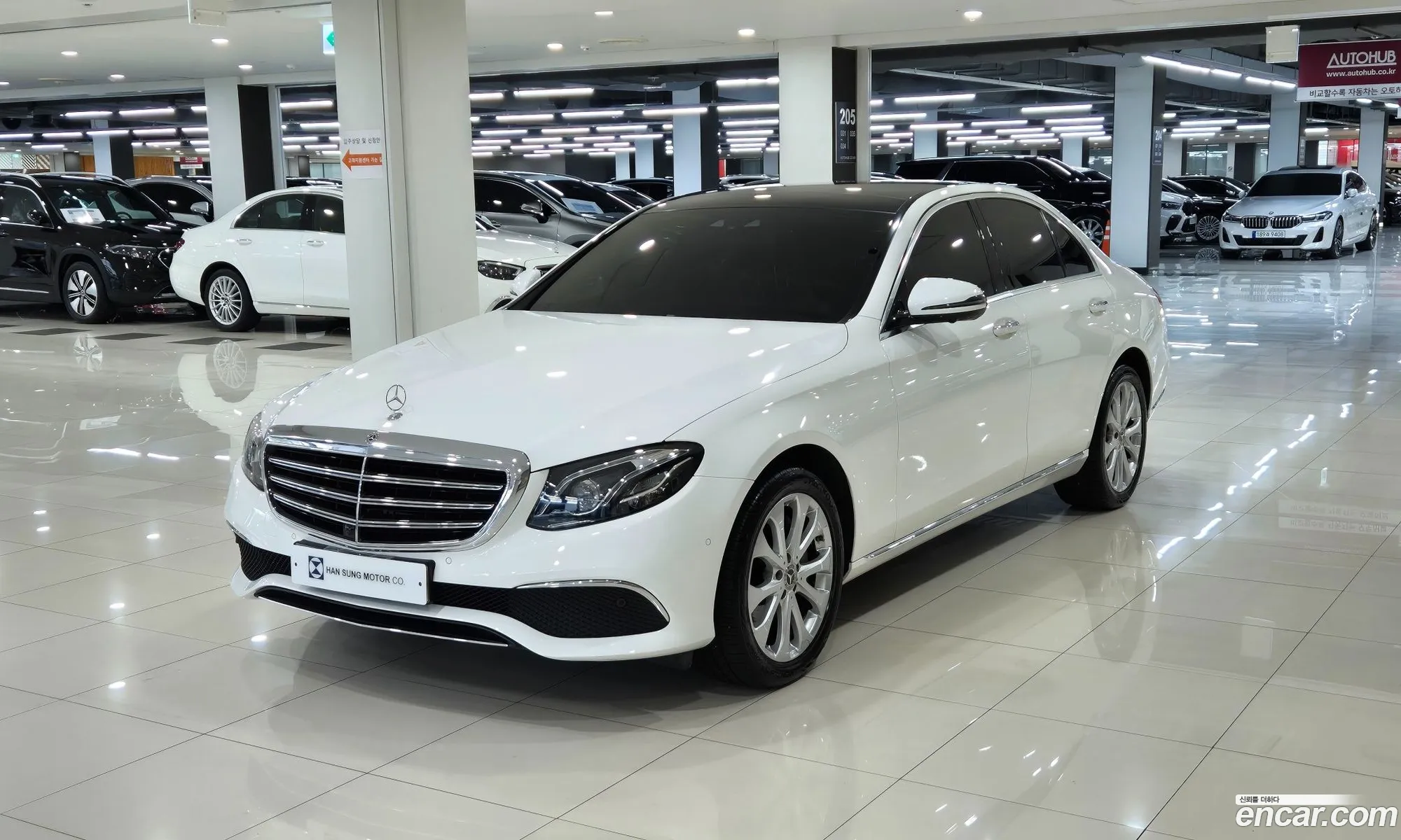 Mercedes-Benz E-Klasse V W213 S213 C238 E300 Exclusive 2019 - фотография 17258200