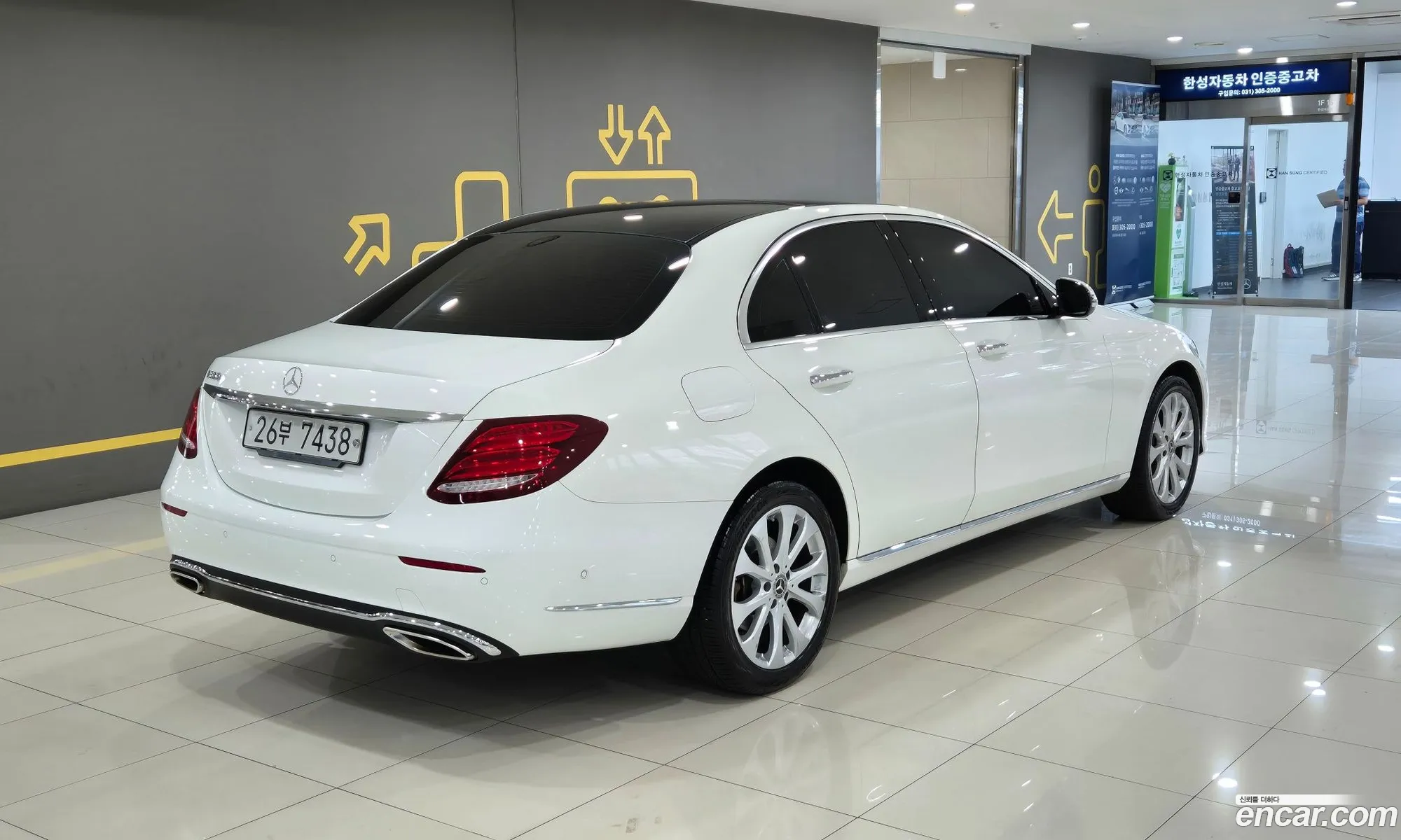Mercedes-Benz E-Klasse V W213 S213 C238 E300 Exclusive 2019 - фотография 17258203
