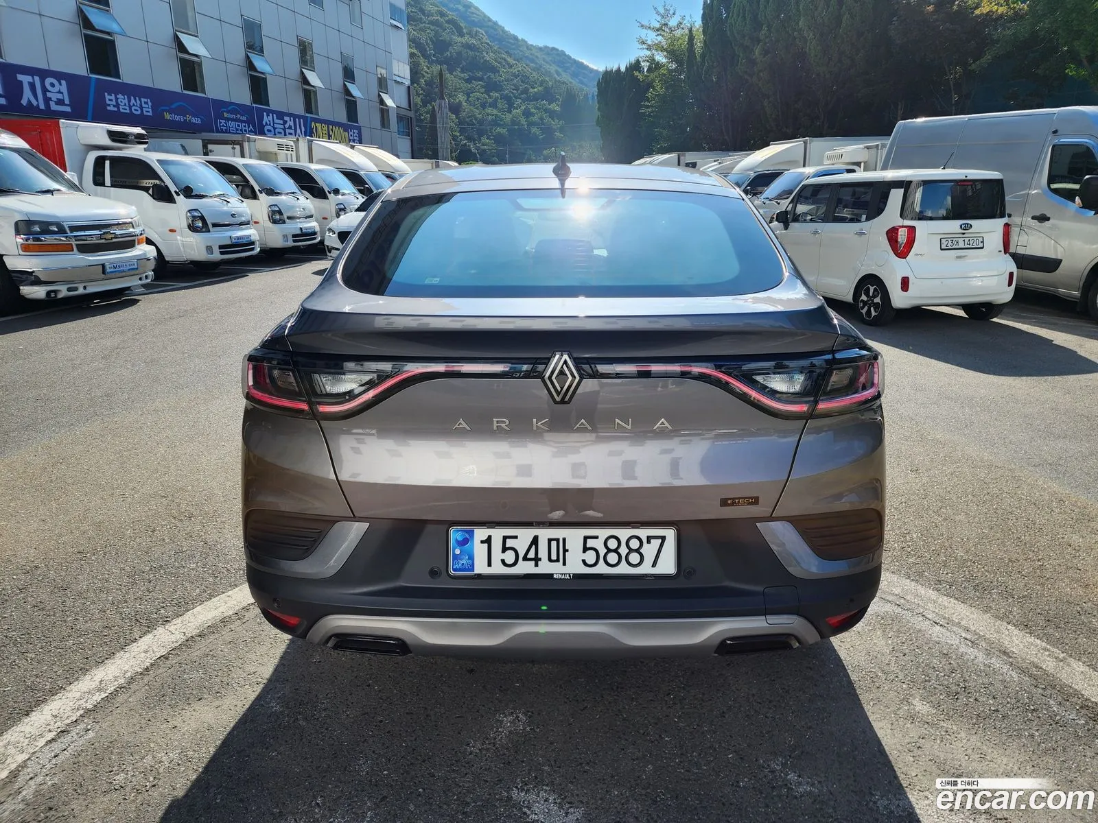Renault Samsung Arkana 16 E-Tech Iconic 2025 - фотография 1235988