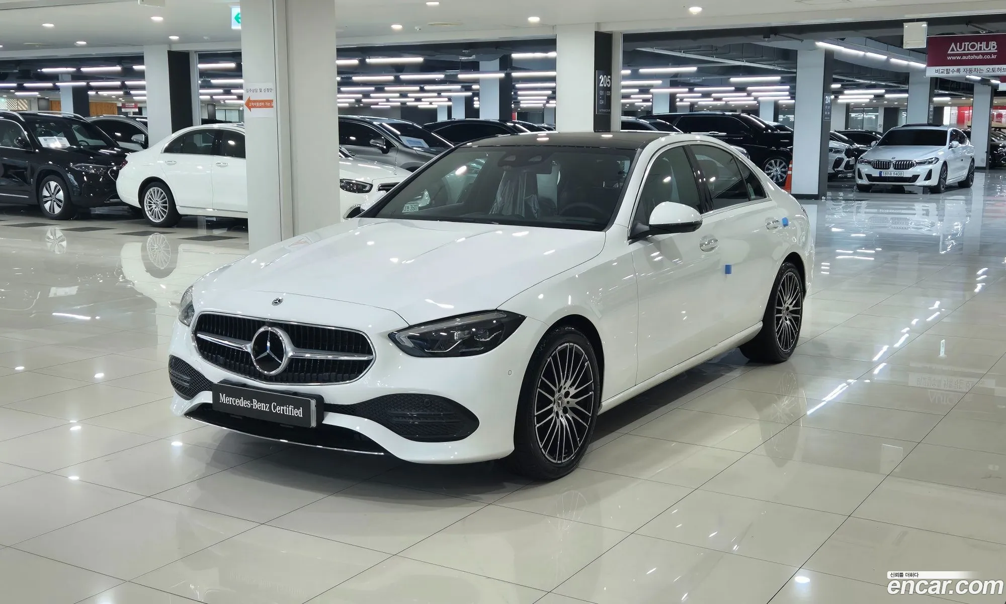 Mercedes-Benz C-Klasse C300 4Matic Avant Garde 2024 - фотография 17360571