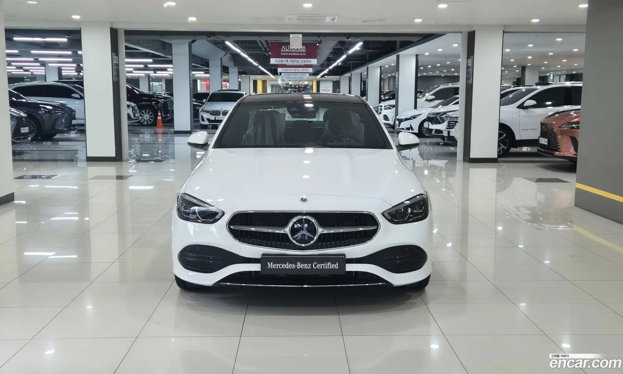 Mercedes-Benz C-Klasse C300 4Matic Avant Garde 2024 - фотография 17360573