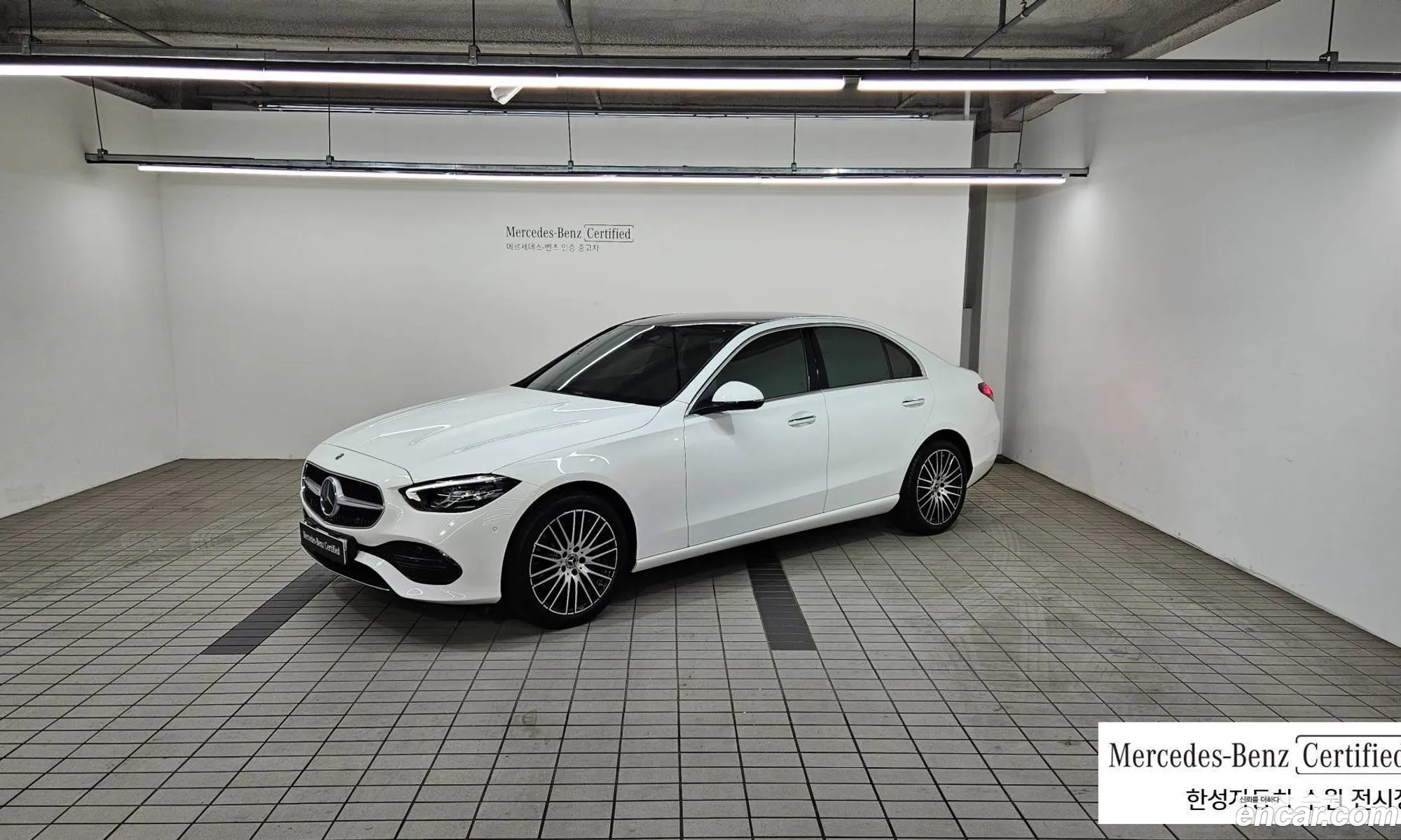 Mercedes-Benz C-Klasse C200 Avant Garde 2023 - фотография 17258140