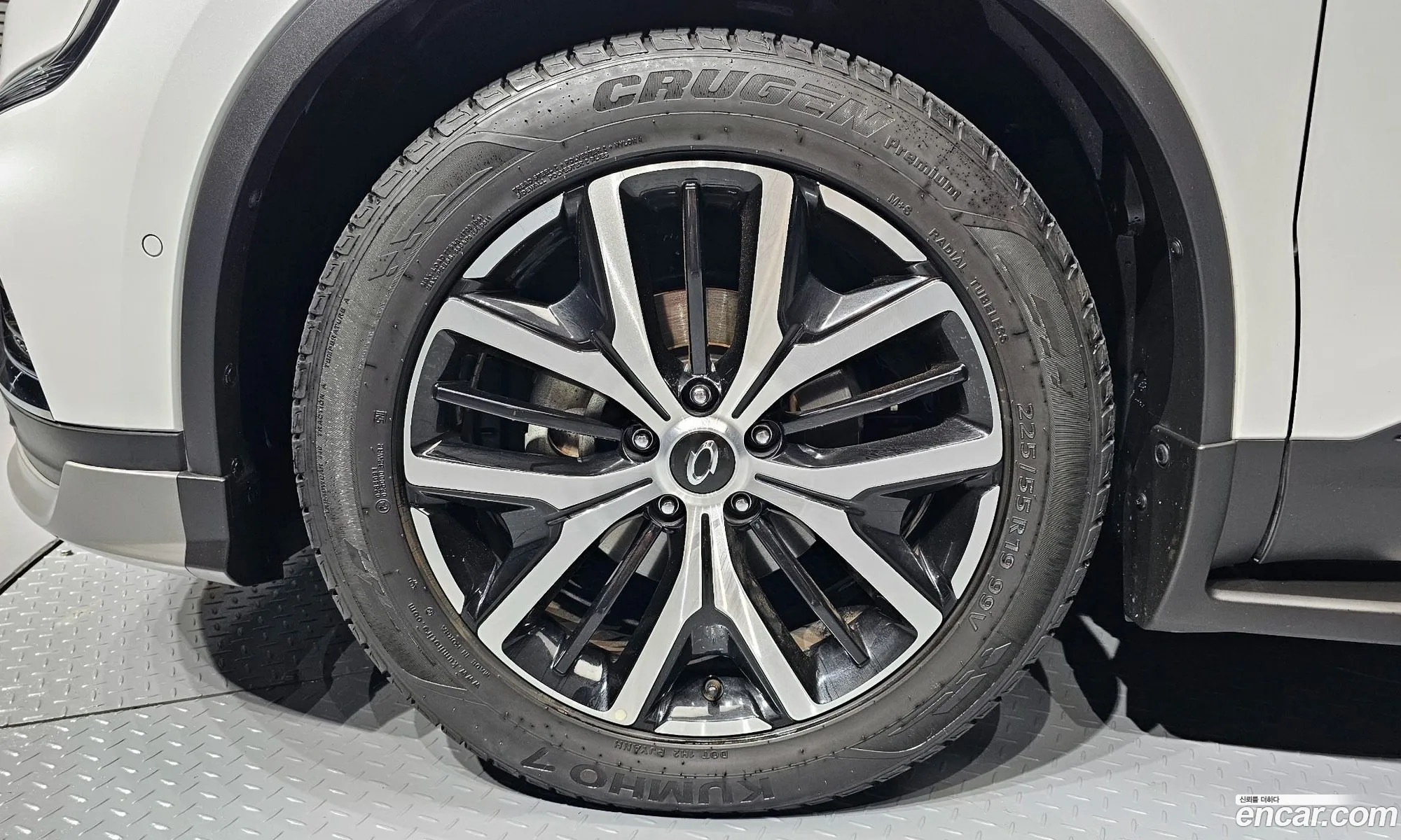 Renault Korea Samsung The New Qm6 20 Lpe Re Signature 2Wd - фотография 6972623