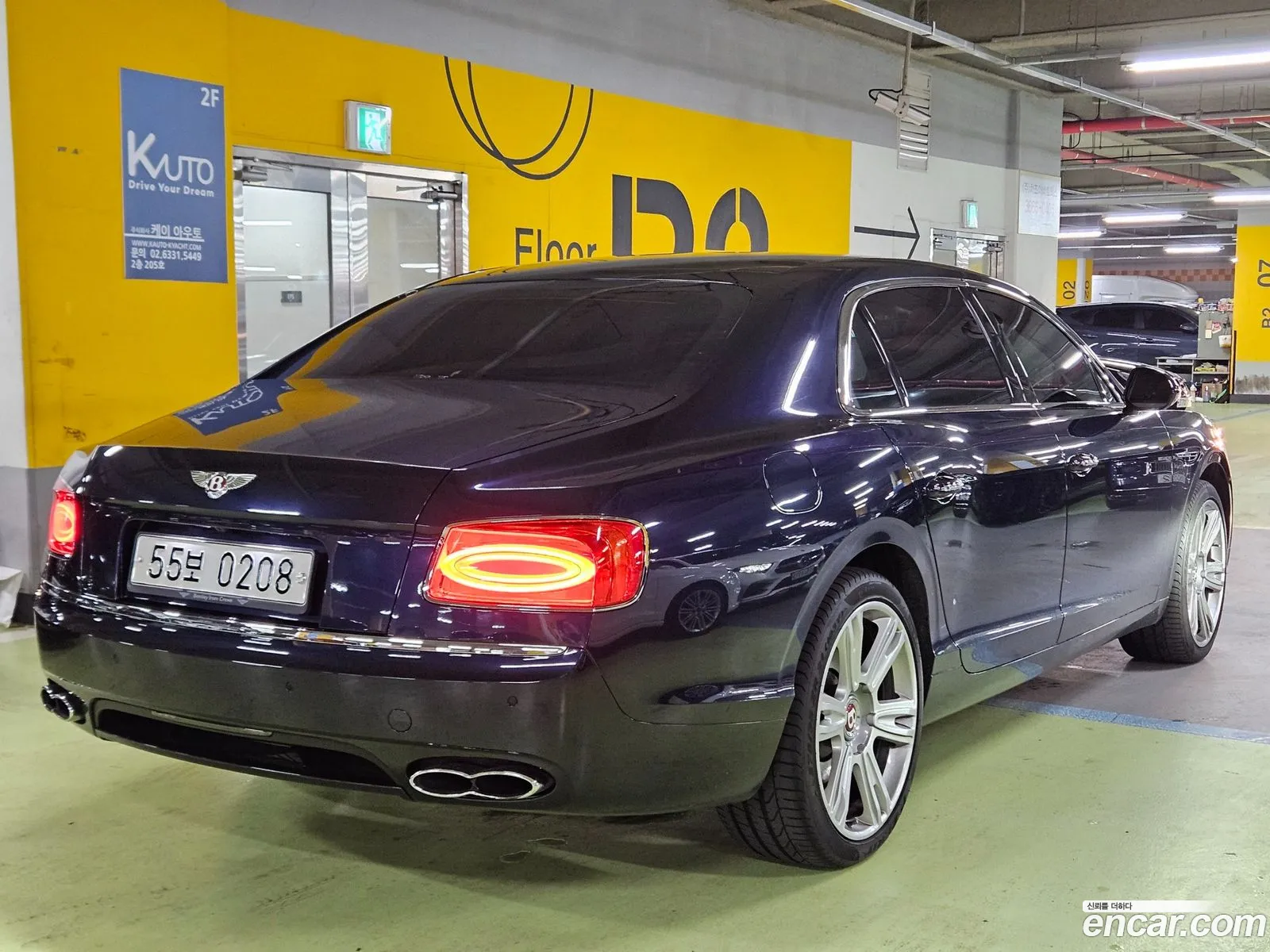 Bentley Flying Spur 40 2016 - фотография 14647236