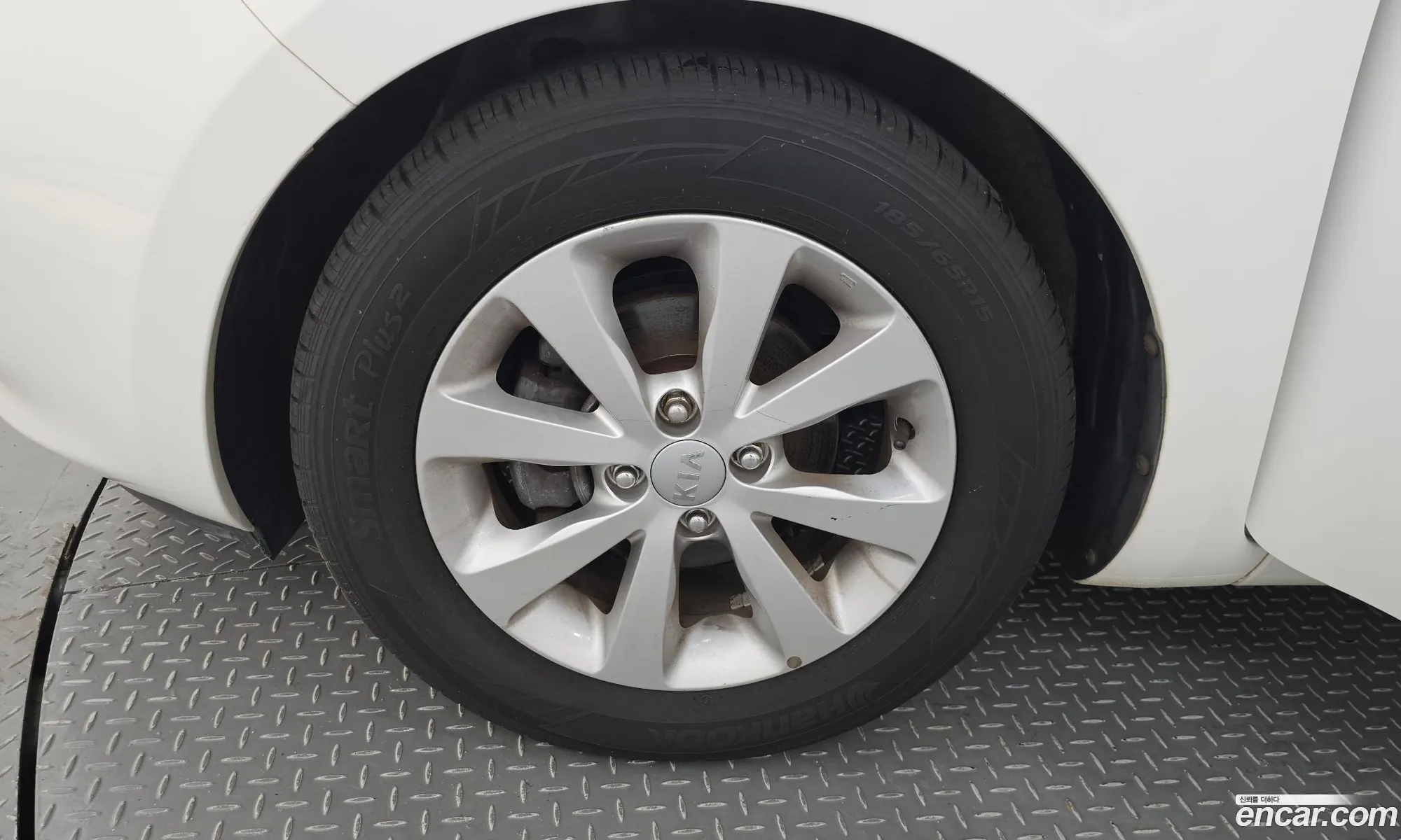 Kia Pride Iii 16 Gdi Hatchback 2012 - фотография 18791927