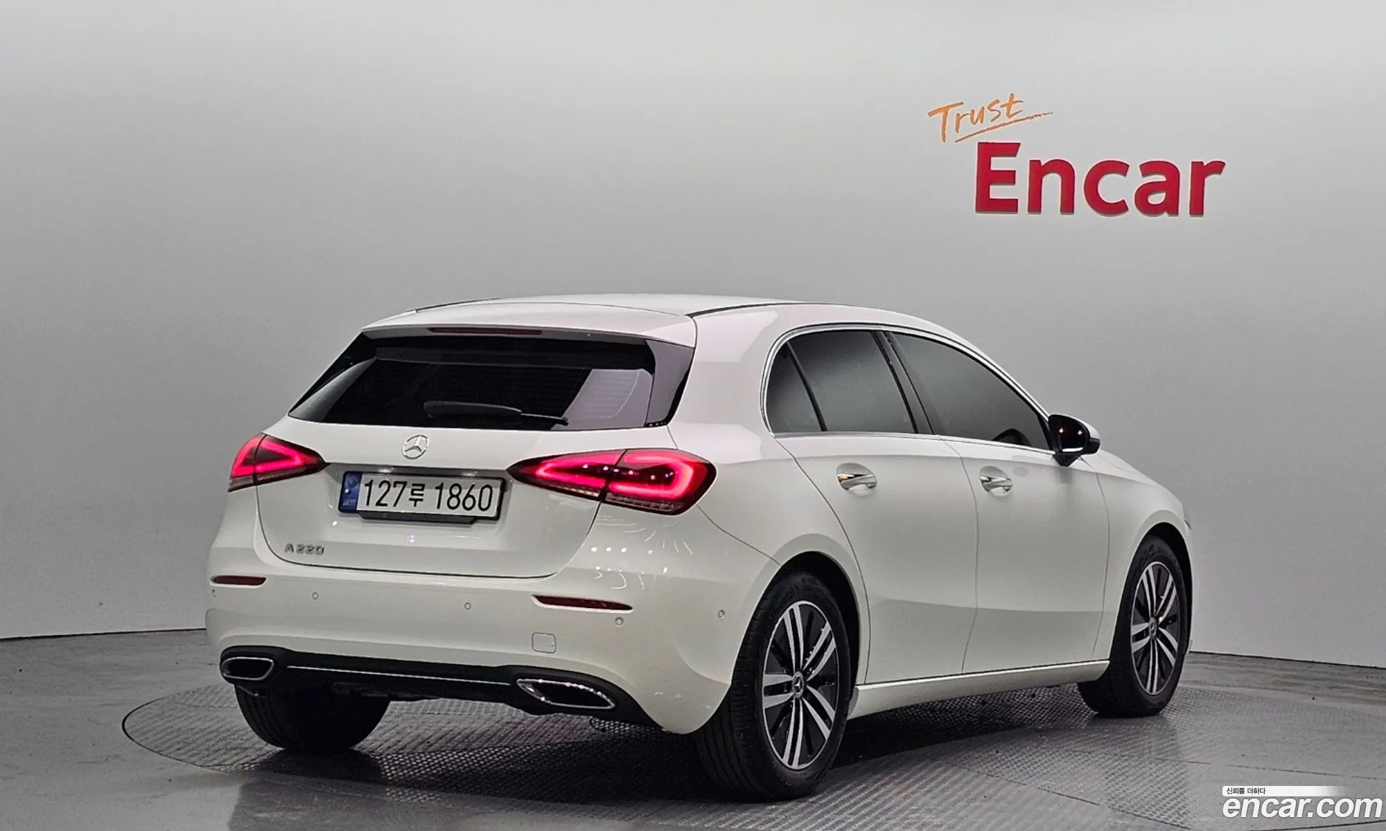 Mercedes-Benz A-Klasse Iv W177 A220 Hatchback 2022 - фотография 17240578