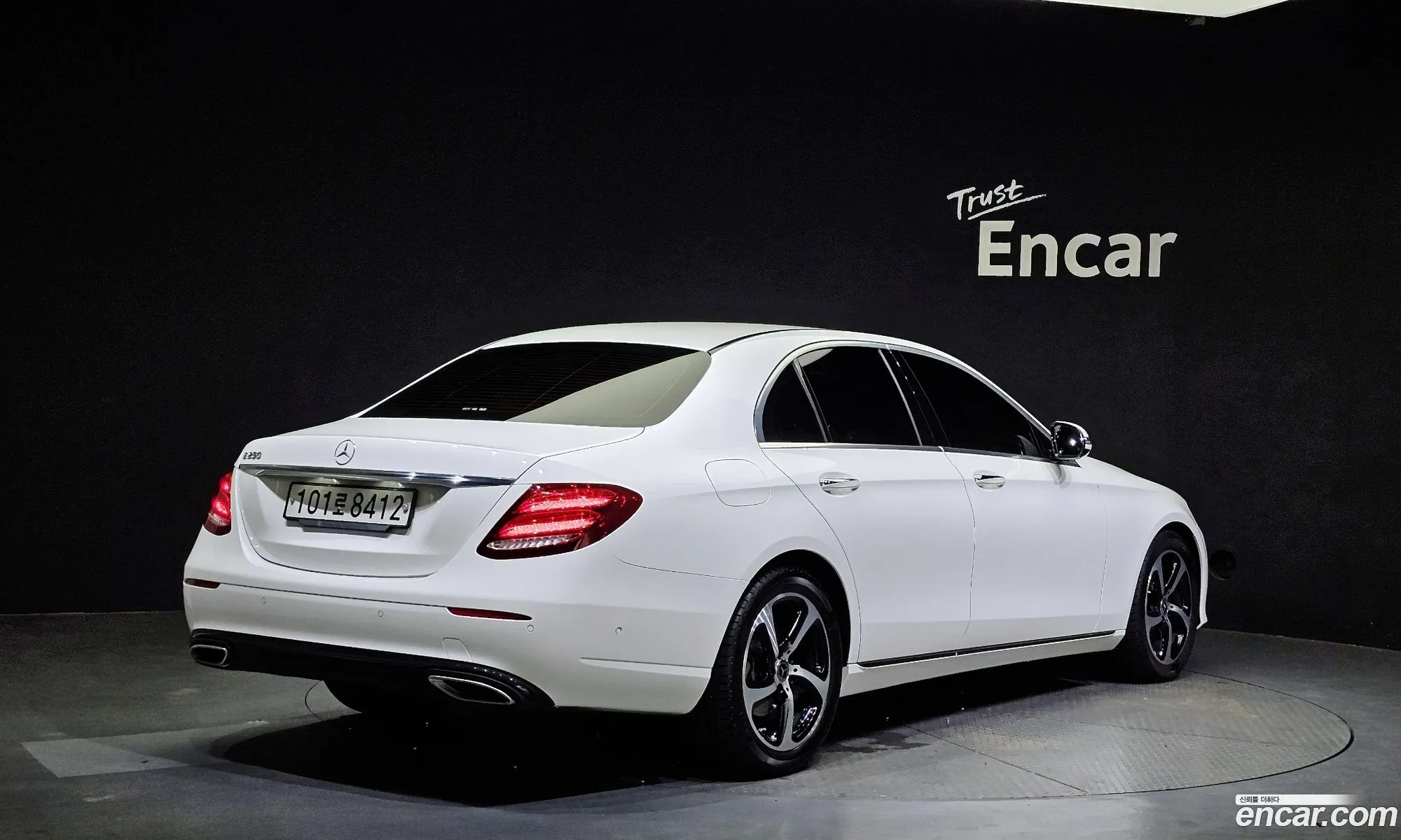 Mercedes-Benz E-Klasse V W213 S213 C238 E250 Avantgarde 2020 - фотография 17360584