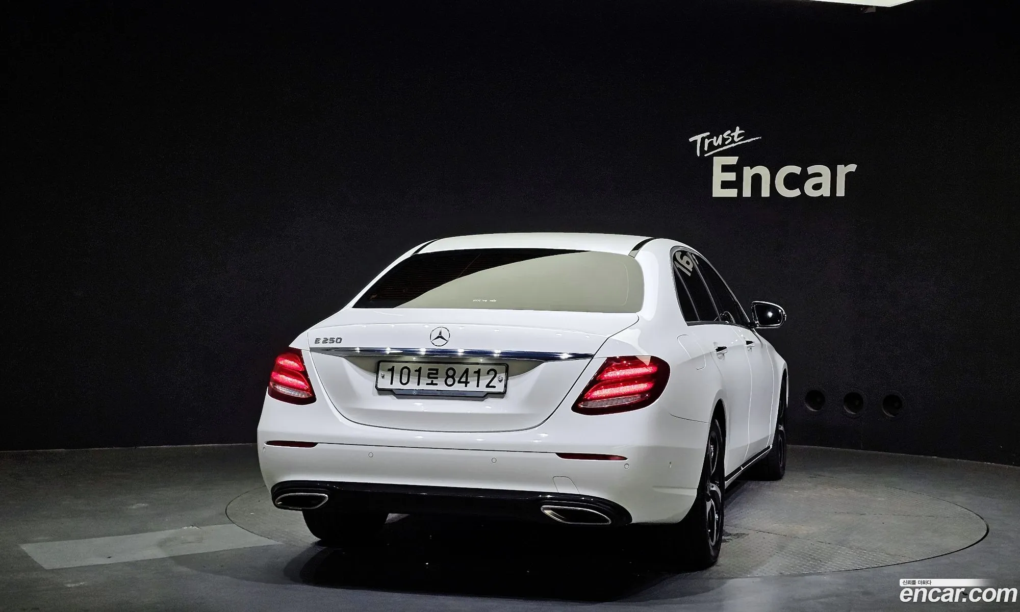 Mercedes-Benz E-Klasse V W213 S213 C238 E250 Avantgarde 2020 - фотография 17360586