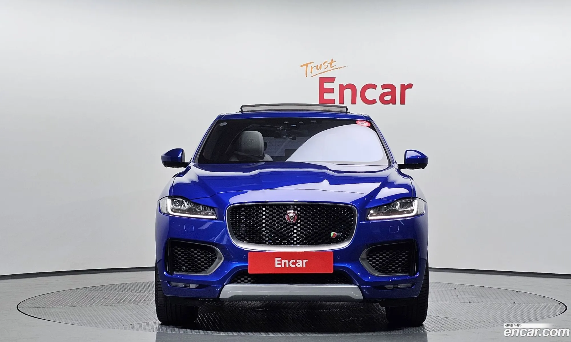 Jaguar F-Pace 30D First Edition 2017 - фотография 3500359
