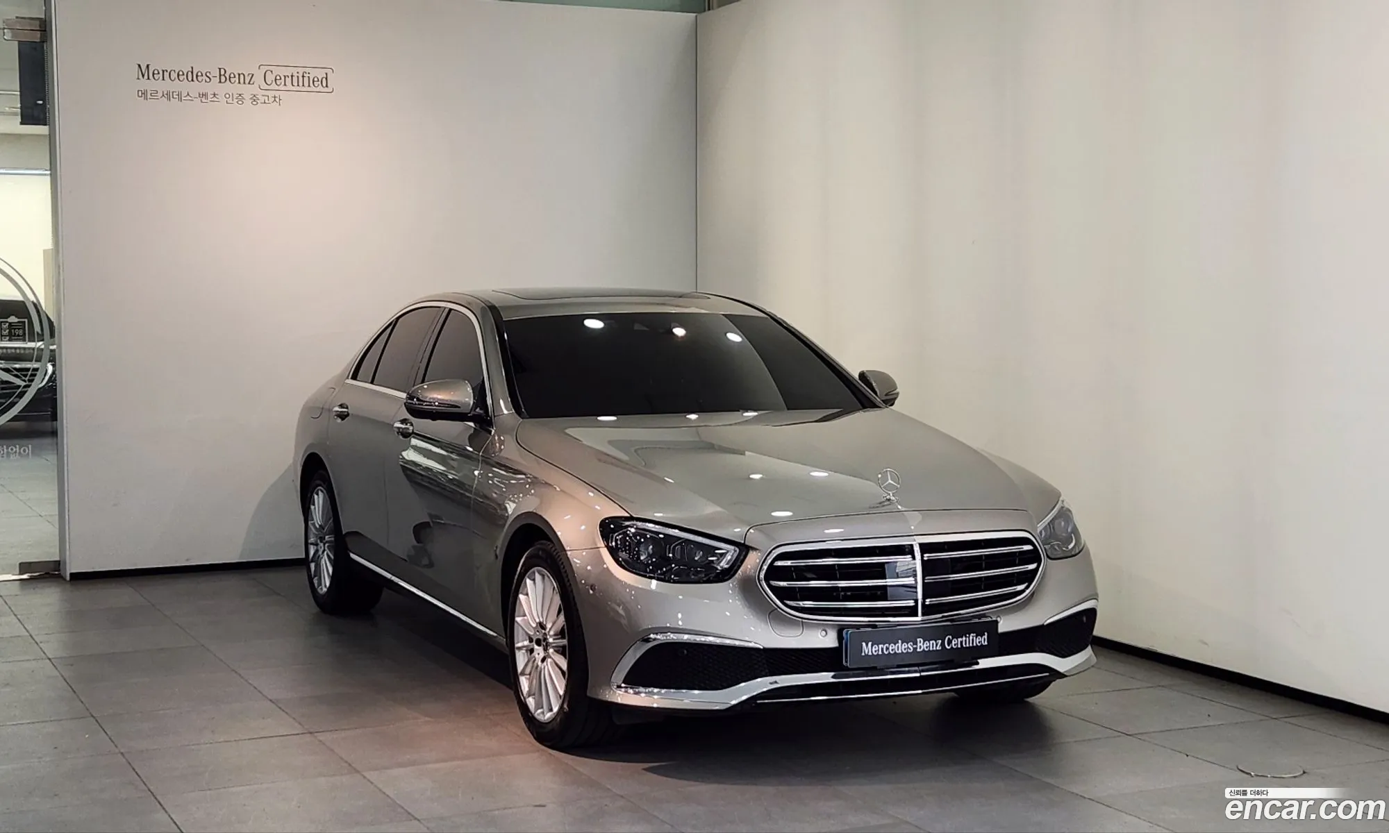 Mercedes-Benz E-Klasse E250 Exclusive 2023 - фотография 17240553