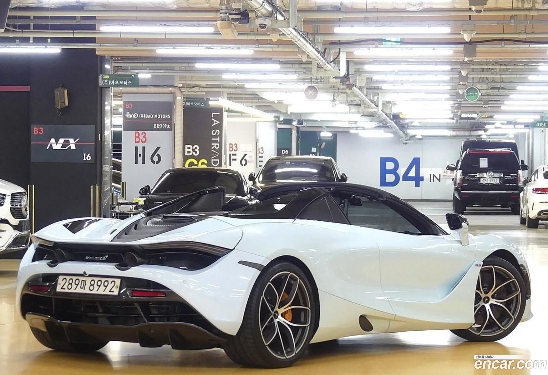 Mclaren 720S 720S 40 Spider 2019 - фотография 11065513