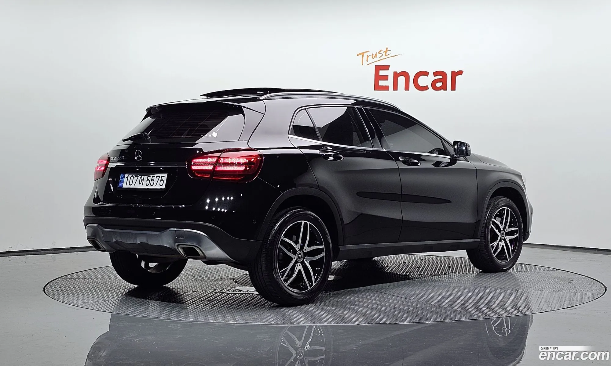 Mercedes Gla-Class X156 Gla220 Premium - фотография 17258105