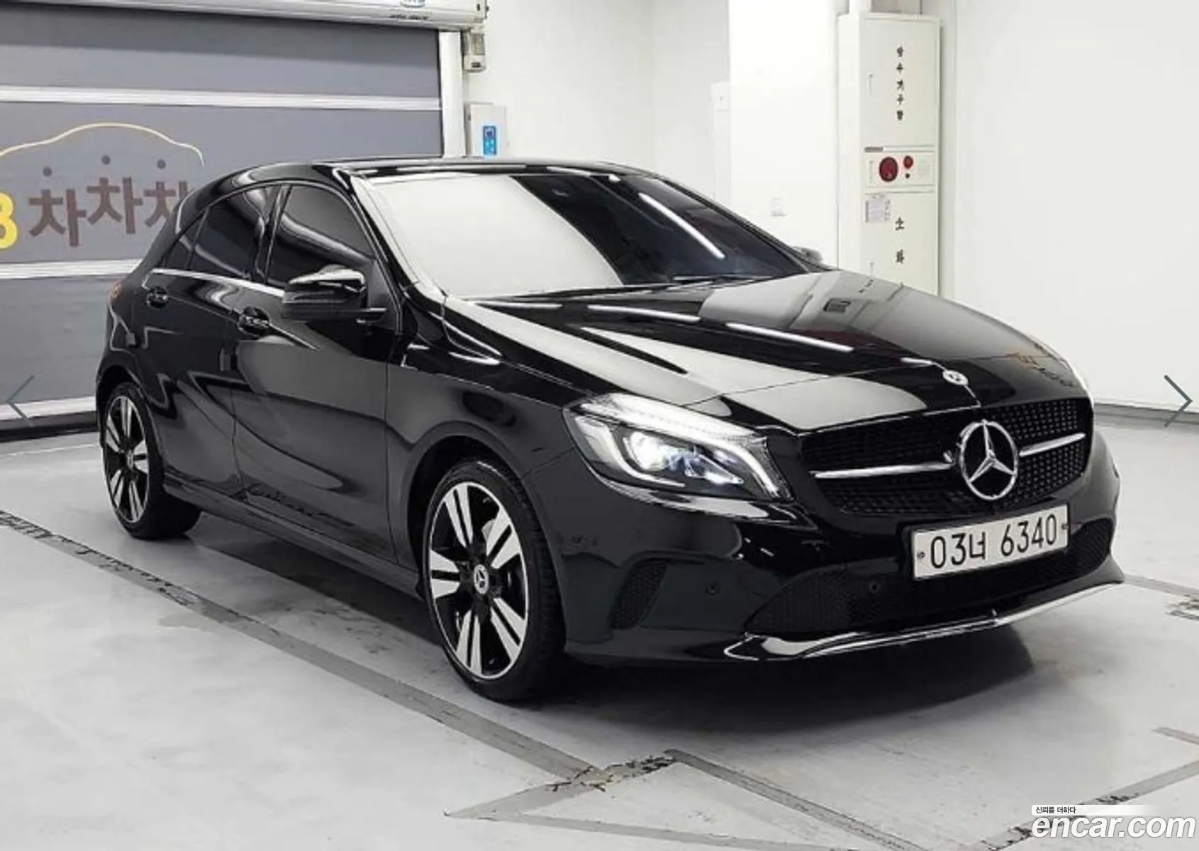 Mercedes-Benz A-Klasse A200 2018 - фотография 17247912