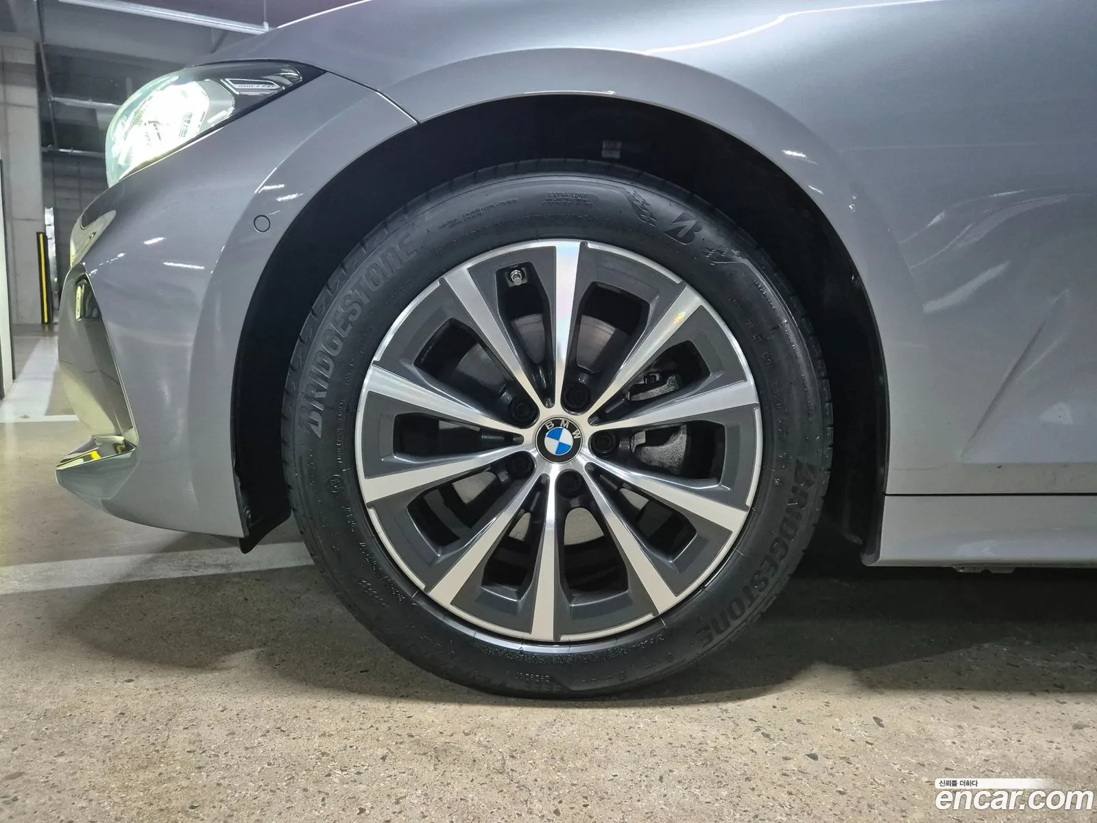 BMW 3Er 320D Touring 2023 - фотография 13636372