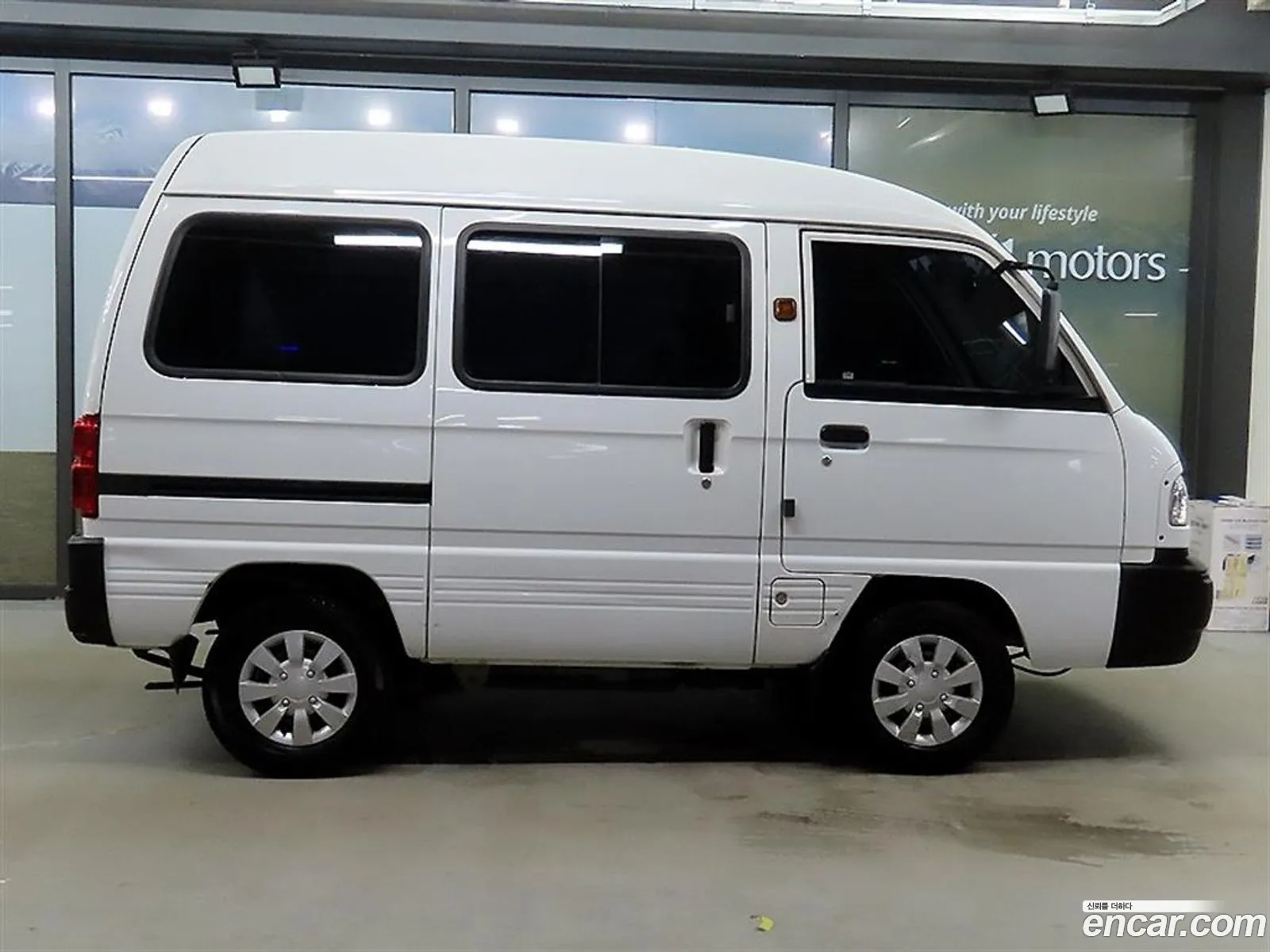 Chevrolet Damas 5-Seat Coach 2015 - фотография 18244594