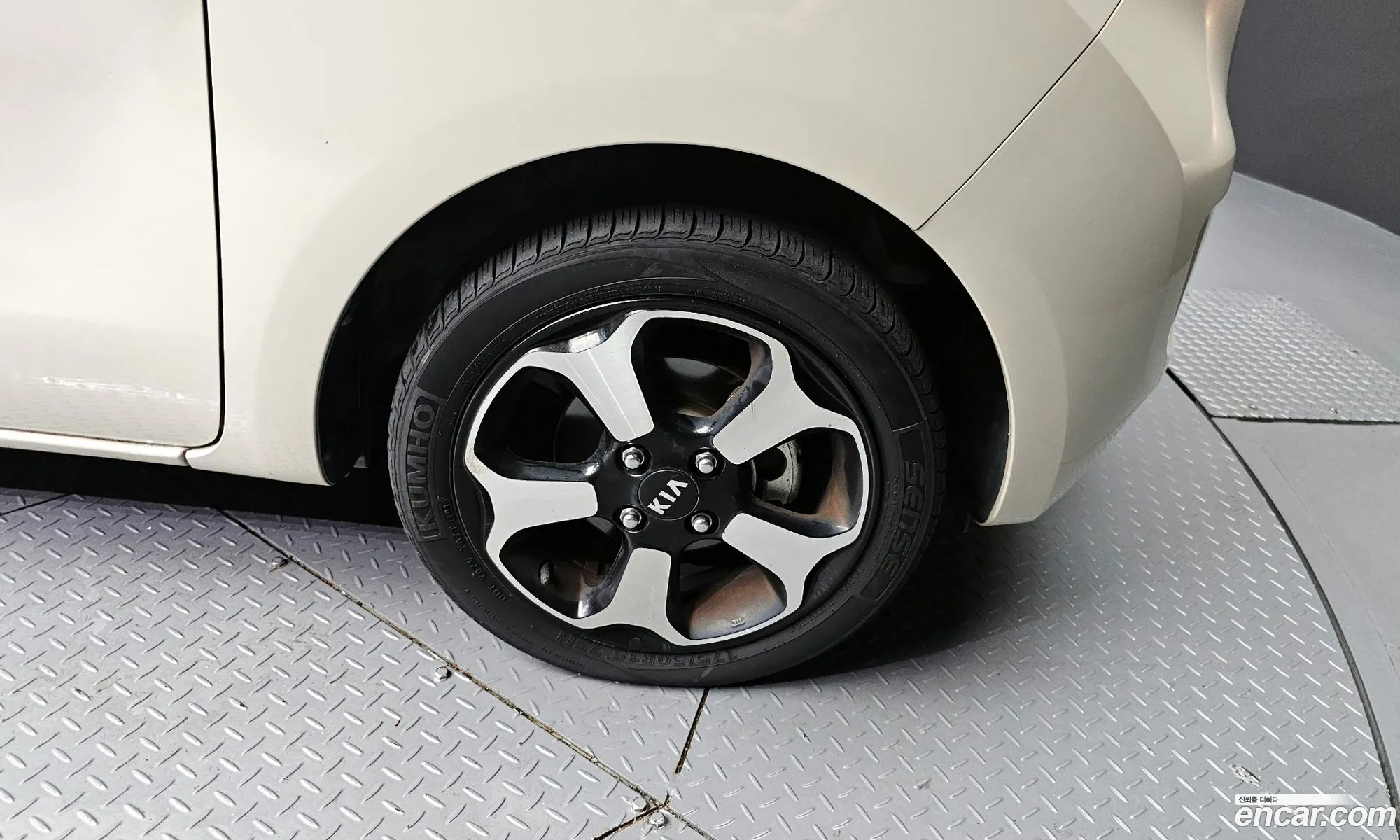 Kia Ray Deluxe Special 2012 - фотография 17554090