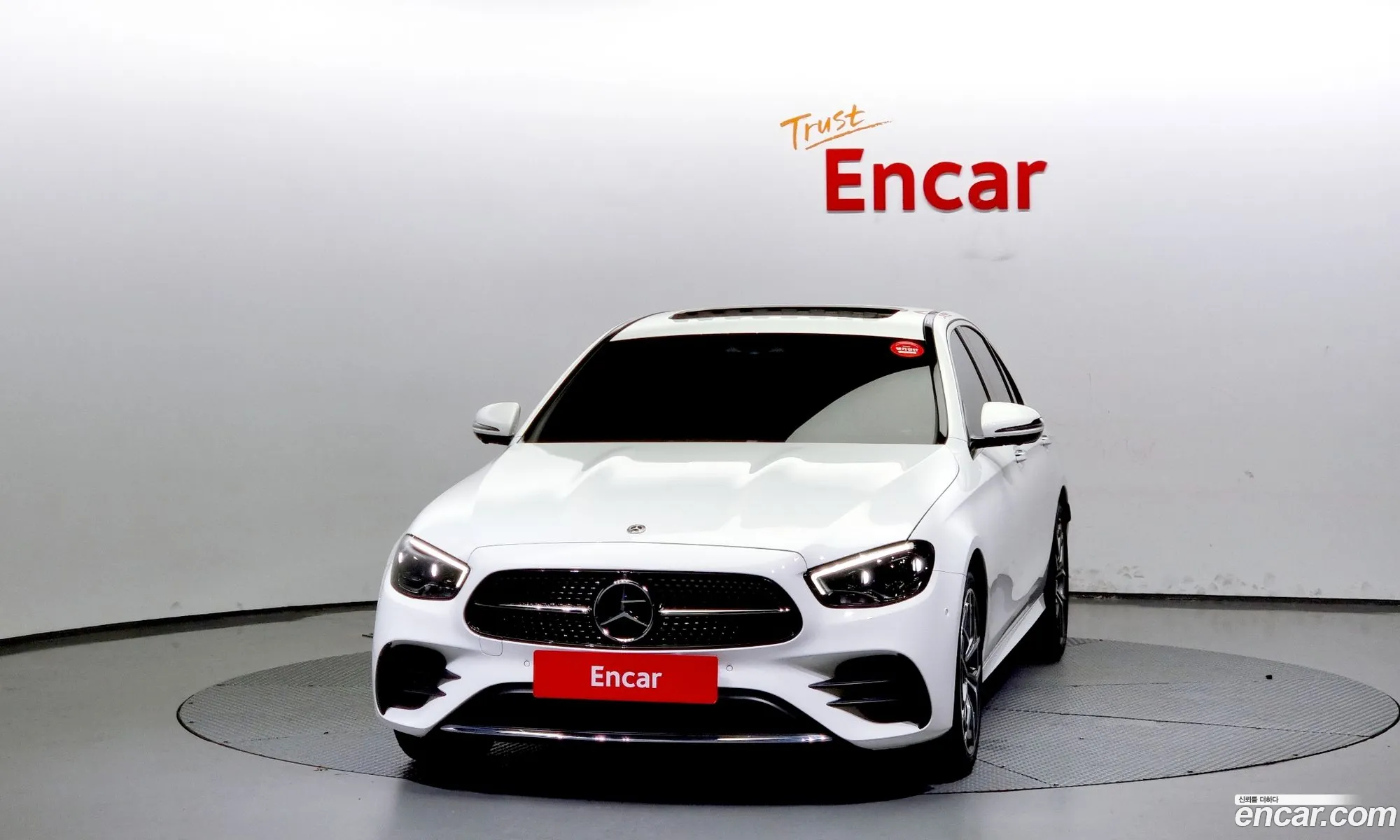 Mercedes-Benz E-Klasse E220D 4Matic Amg Line 2023 - фотография 17247901