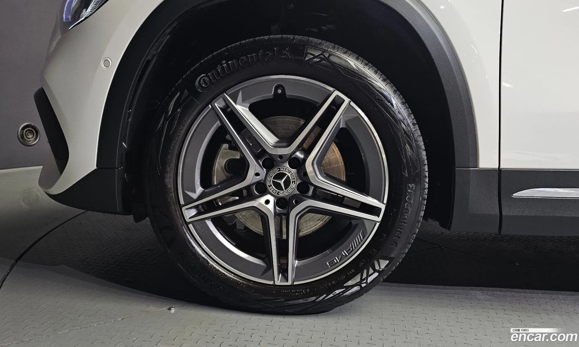 Mercedes-Benz Gla-Klasse Gla250 4Matic 2023 - фотография 17175890