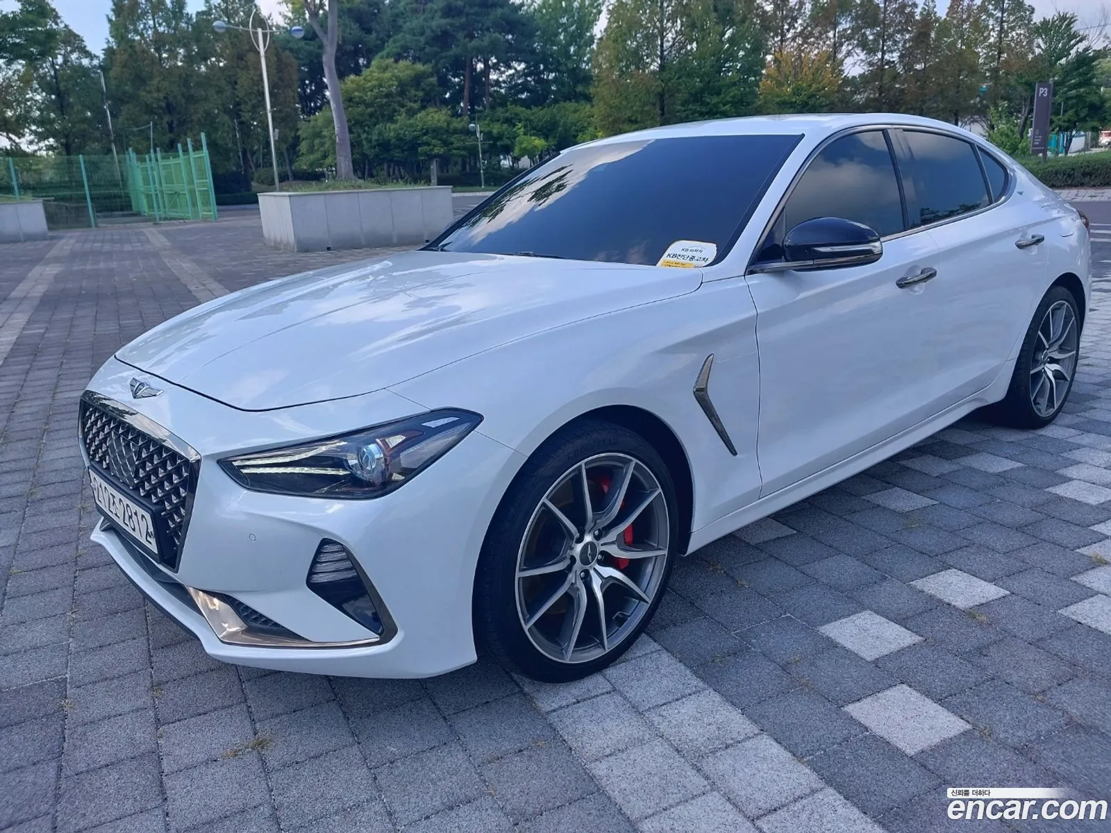 Genesis G70 I 20T Awd 2019 - фотография 12593517
