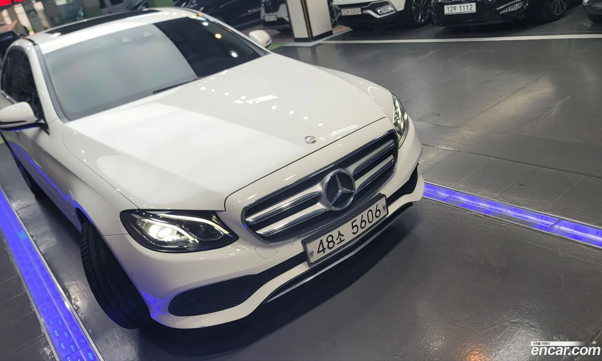 Mercedes-Benz E-Klasse E200 Avant Garde 2017 - фотография 17282468