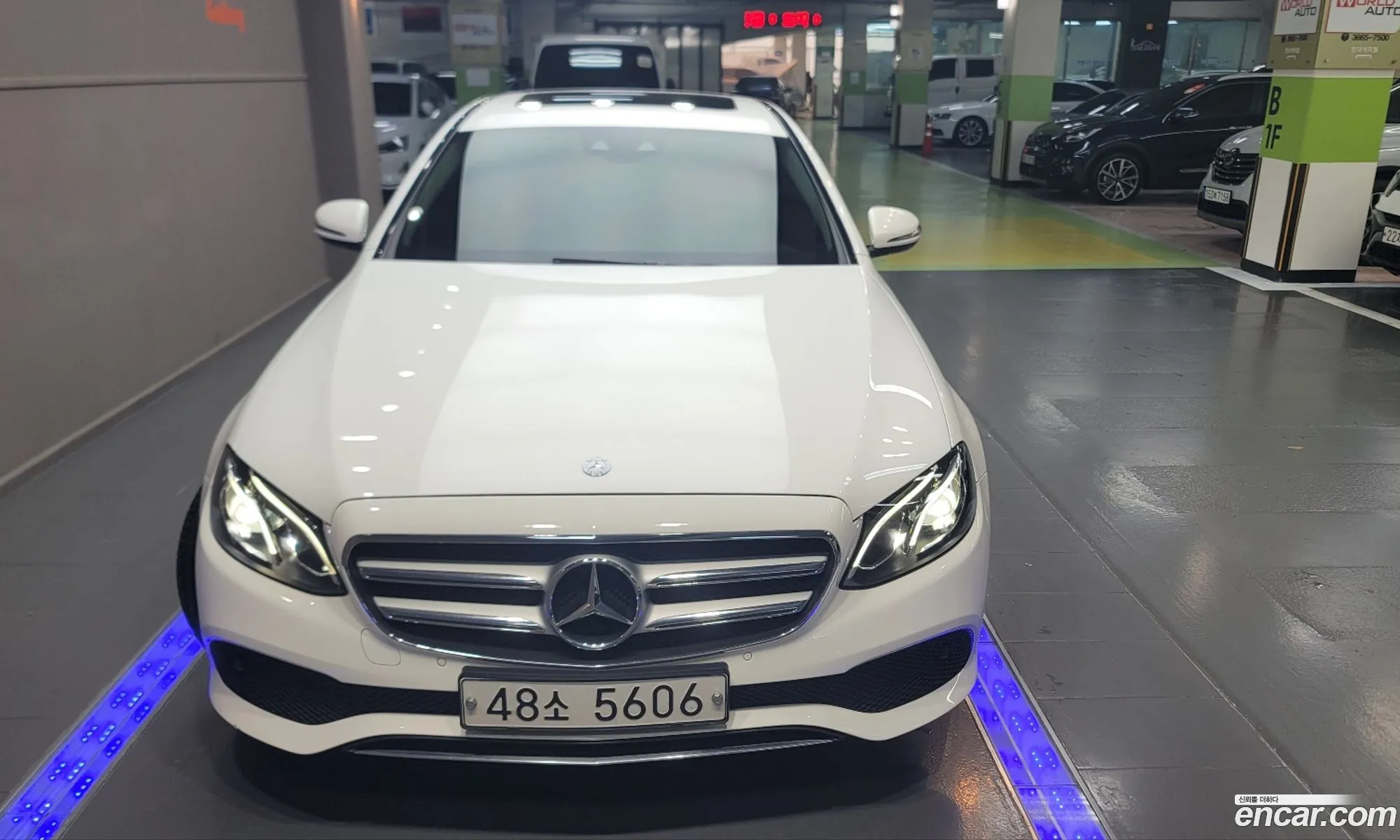 Mercedes-Benz E-Klasse E200 Avant Garde 2017 - фотография 17282469