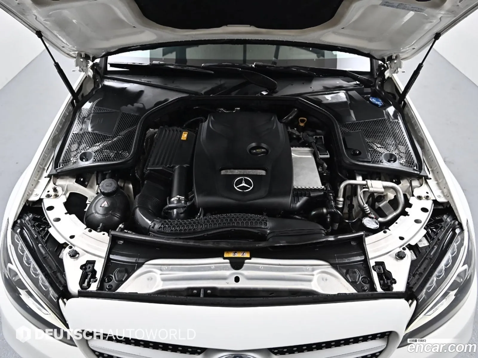 Mercedes-Benz C-Klasse Iv W205 C200 Coupe 2018 - фотография 17188024