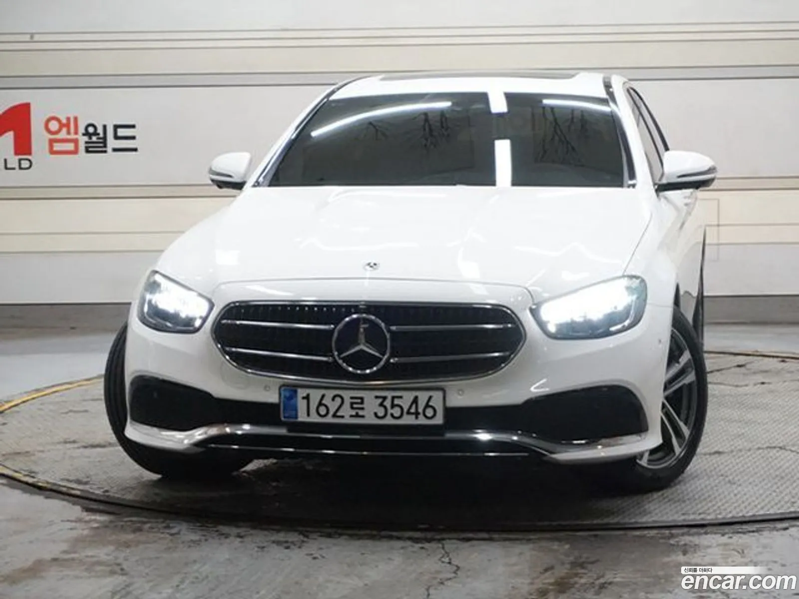 Mercedes-Benz E-Klasse E250 Avantgarde 2023 - фотография 17187997