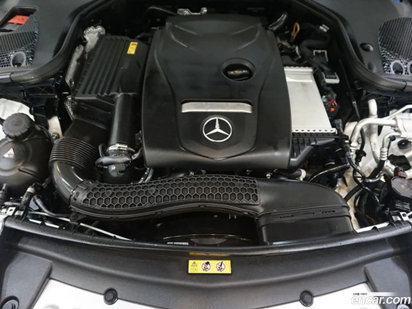 Mercedes-Benz E-Klasse E250 Avantgarde 2023 - фотография 17188000