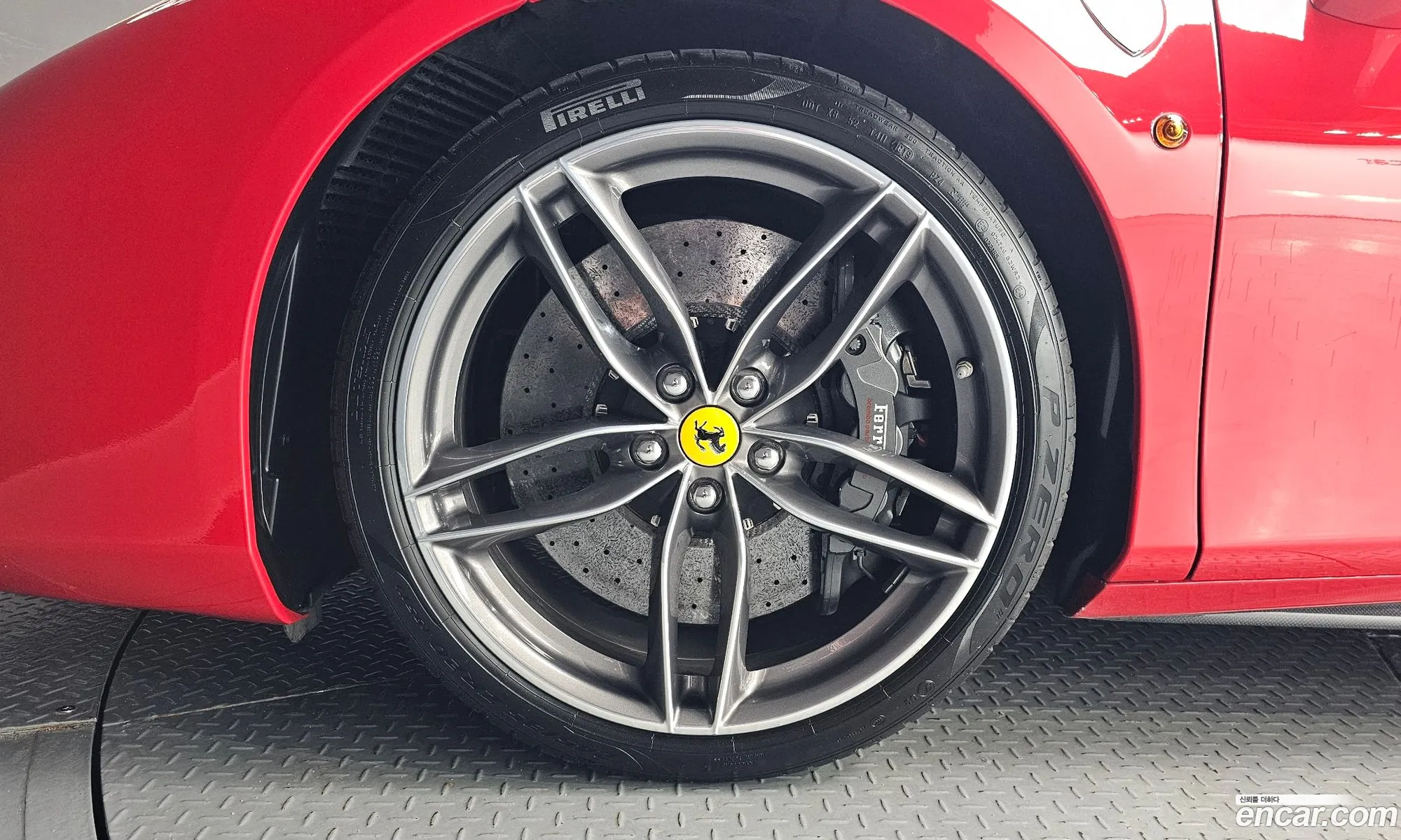 Ferrari 488 488 39 2018 - фотография 3507988