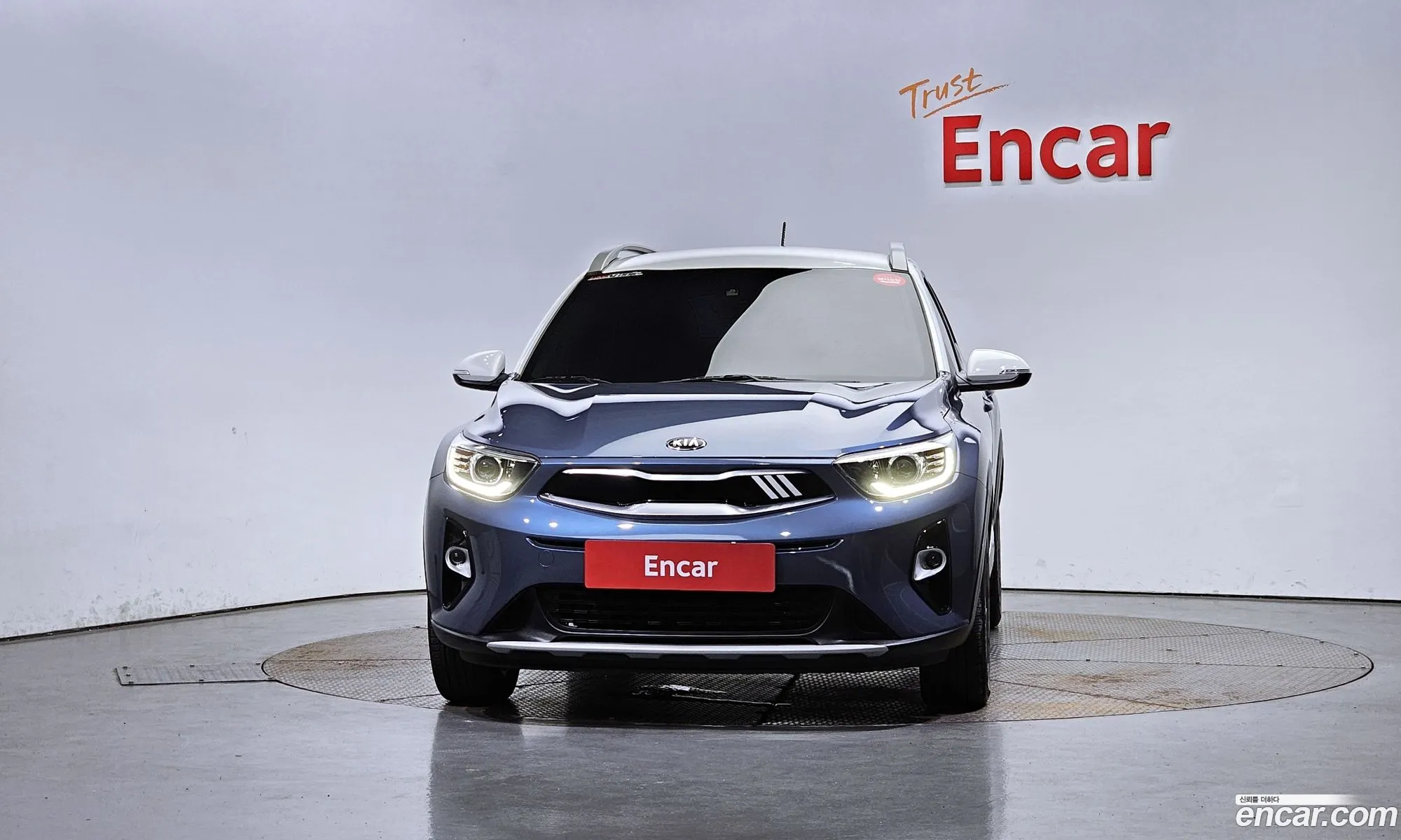 Kia Stonic 14 Prestige - фотография 19259387