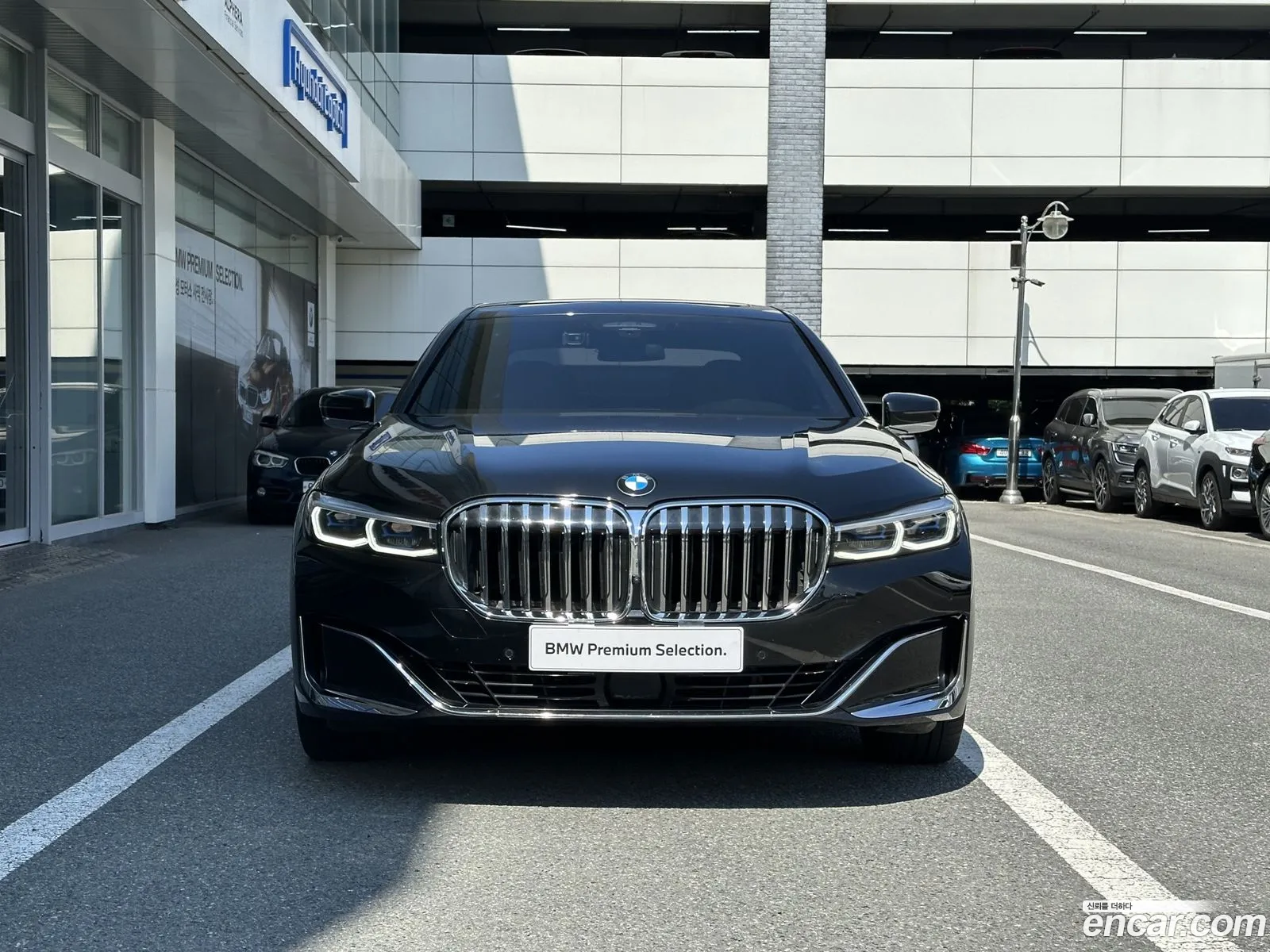 BMW 7Er Vi G11G12 740Li xDrive Design Pure Excellence 2022 - фотография 11273481