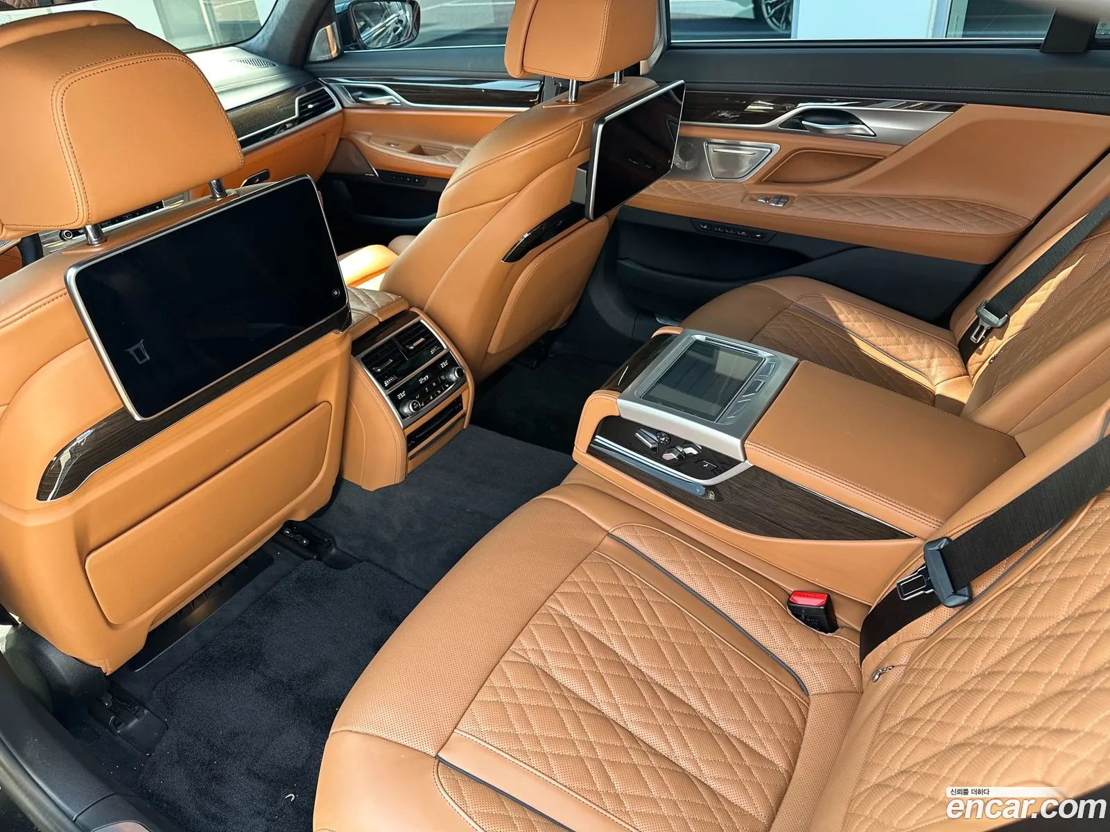 BMW 7Er Vi G11G12 740Li xDrive Design Pure Excellence 2022 - фотография 11273484