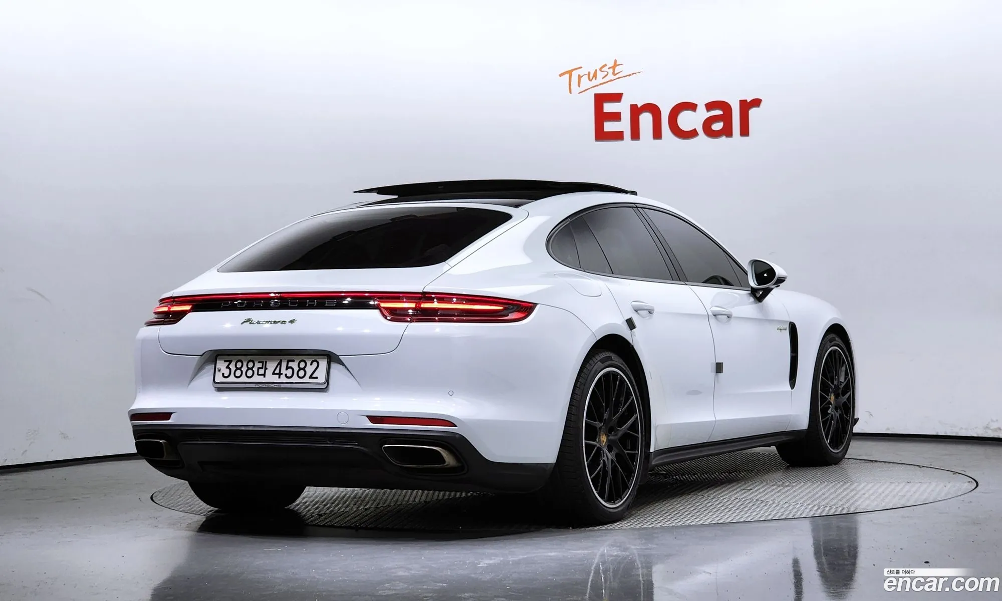 Porsche Panamera Ii 29 Awd E-Hybrid 2020 - фотография 3511833