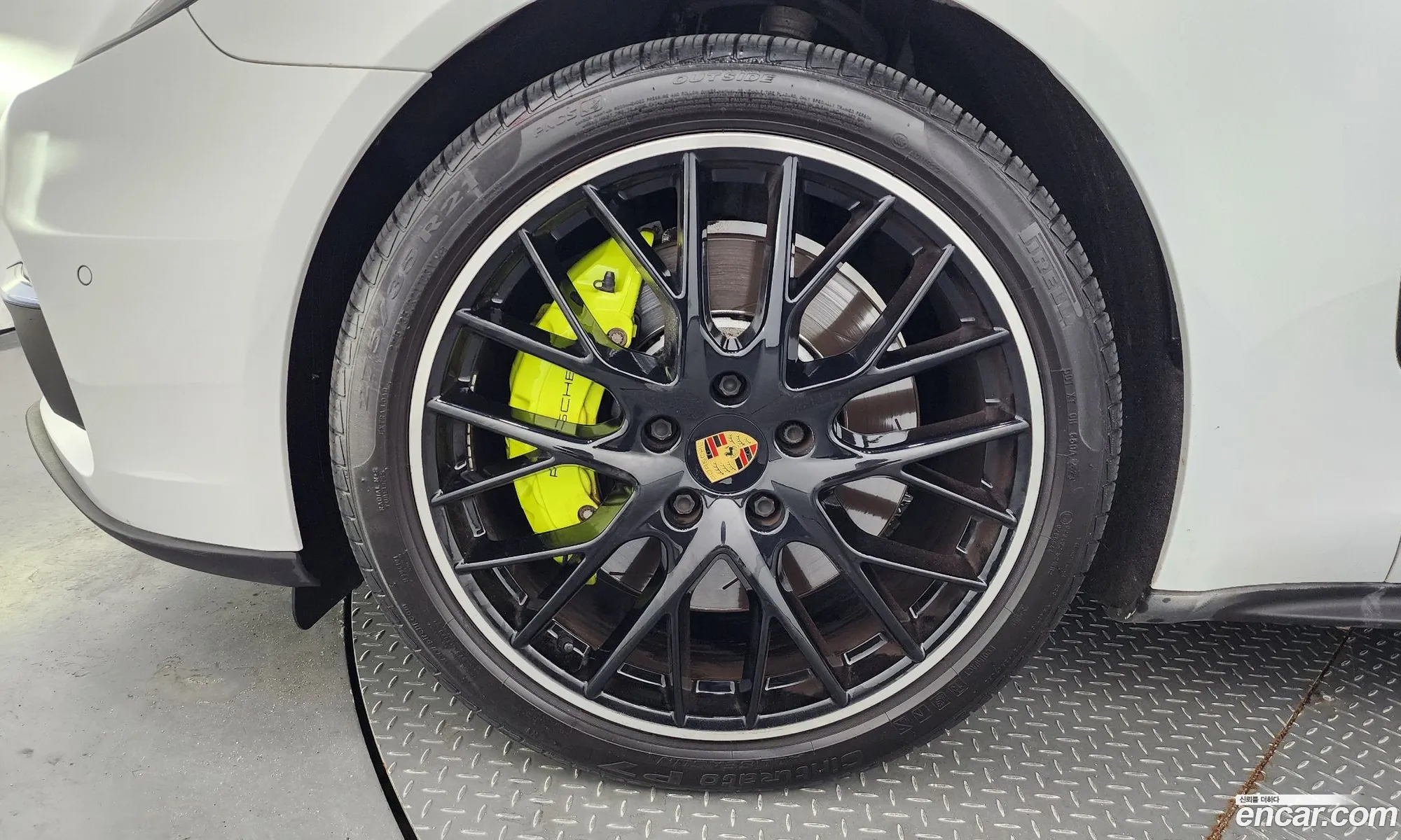 Porsche Panamera Ii 29 Awd E-Hybrid 2020 - фотография 3511836