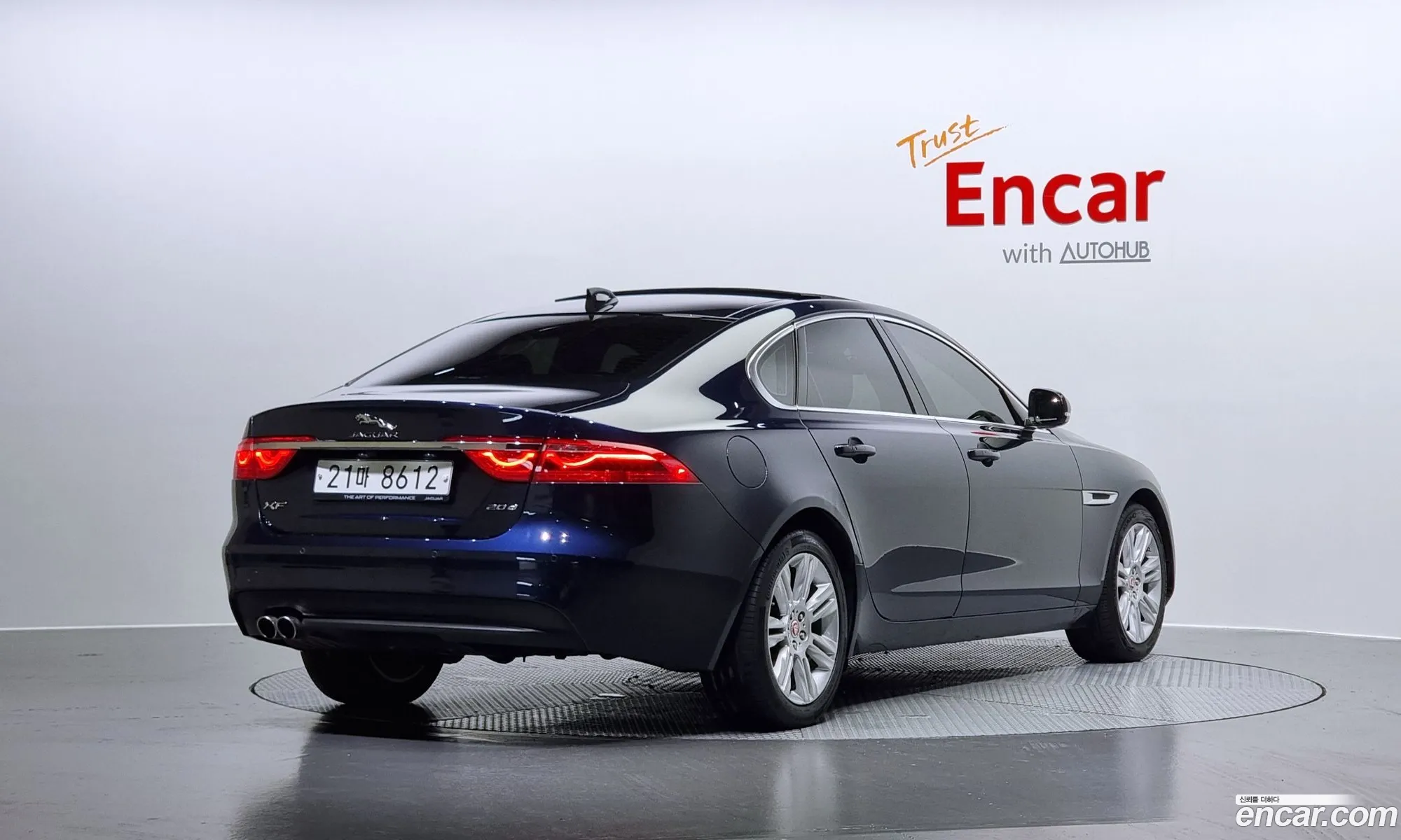 Jaguar Xf Ii 20D Portfolio 2017 - фотография 3500680